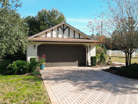 A home in HOMOSASSA