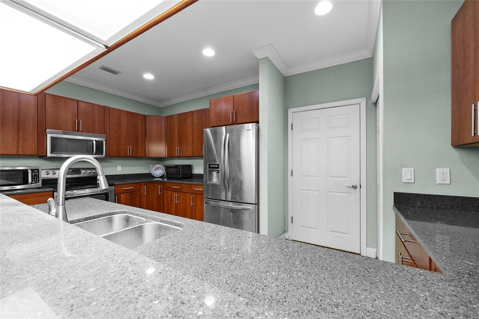 VILLAS OF WEST END UNIT B PH 1 - Residential