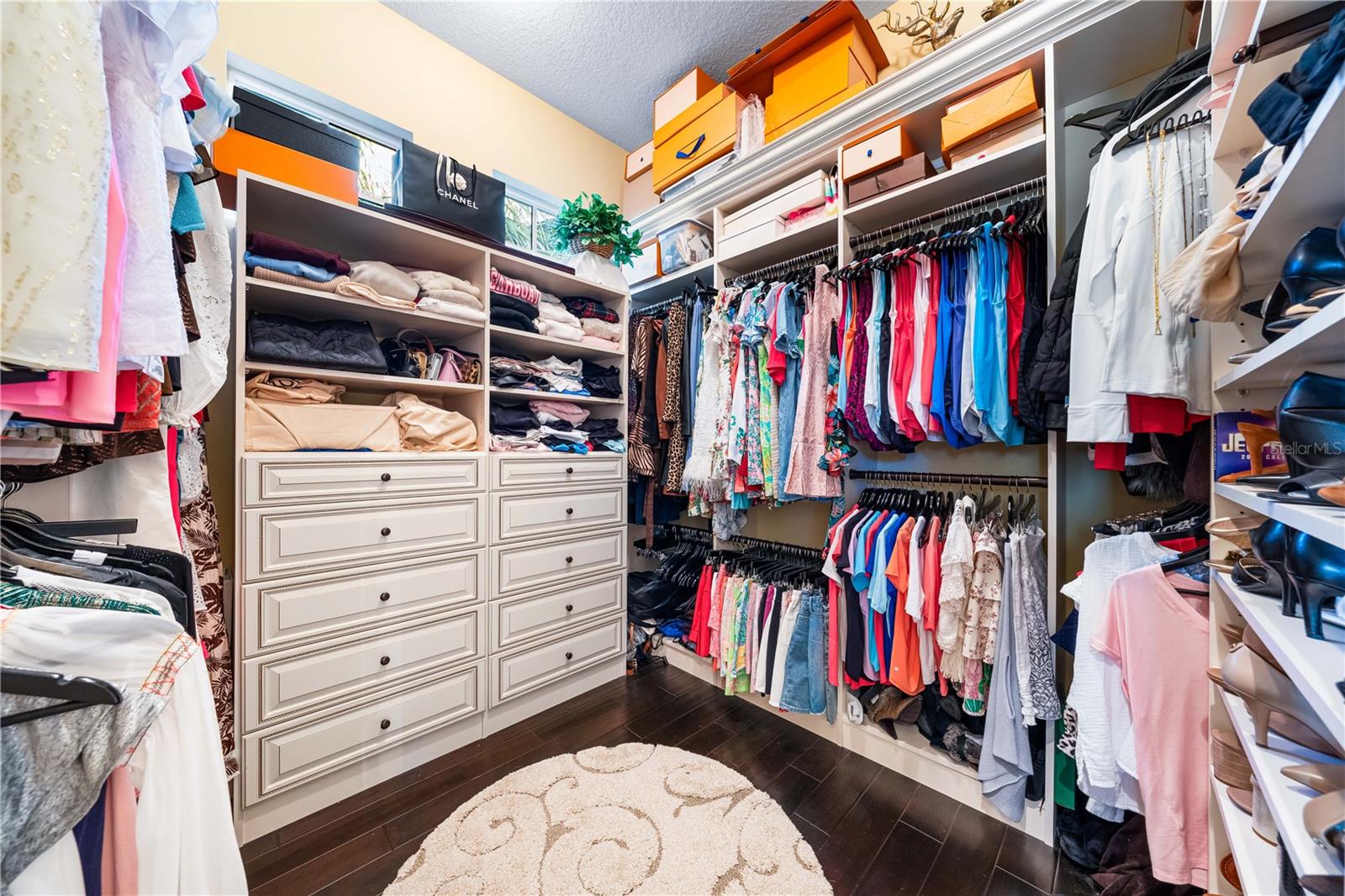 LAKE CLUB PH I - Residential