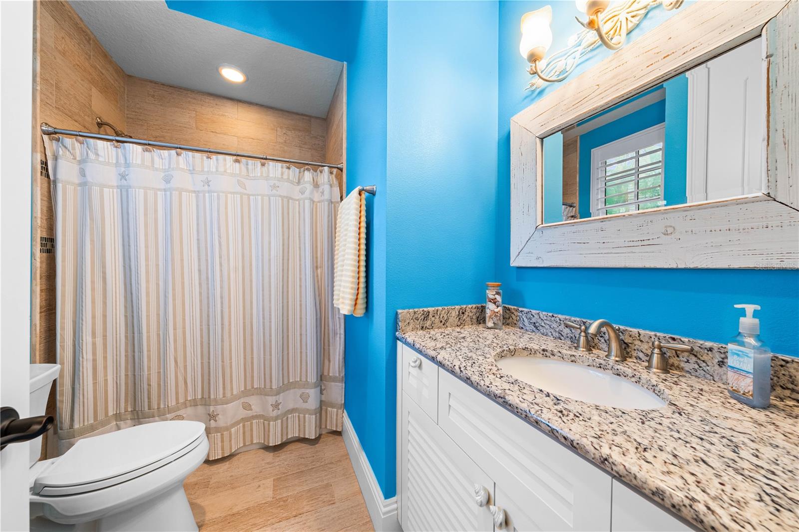 LAKE CLUB PH I - Residential