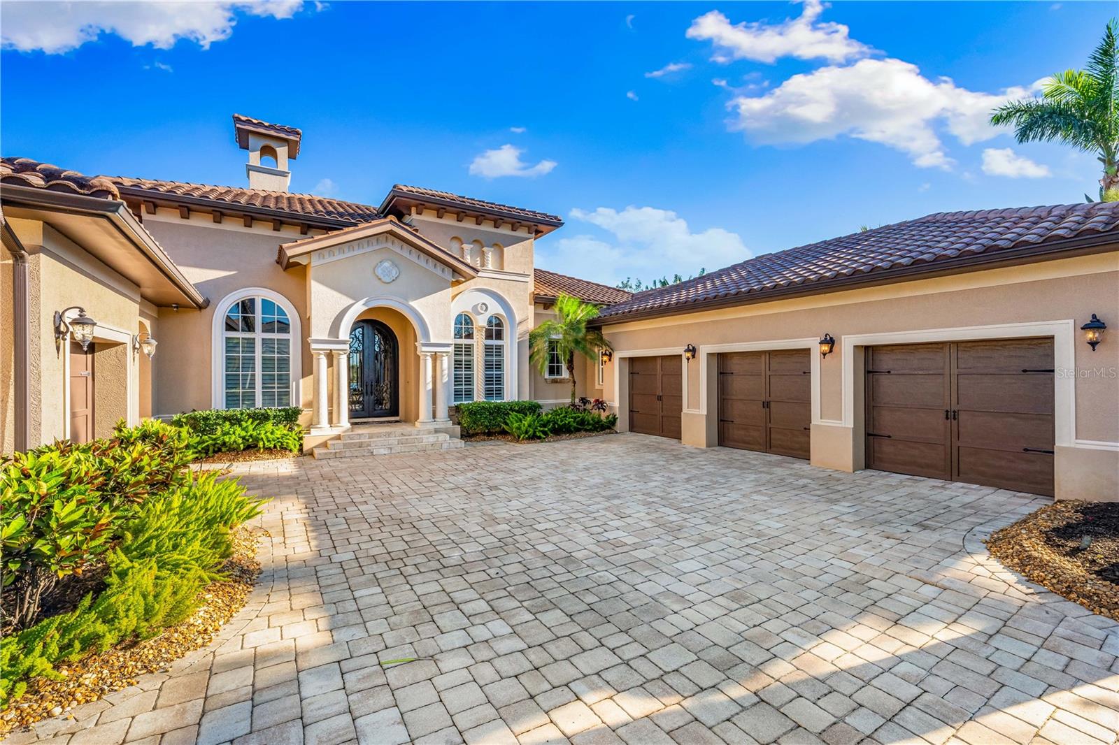 LAKE CLUB PH I - Residential