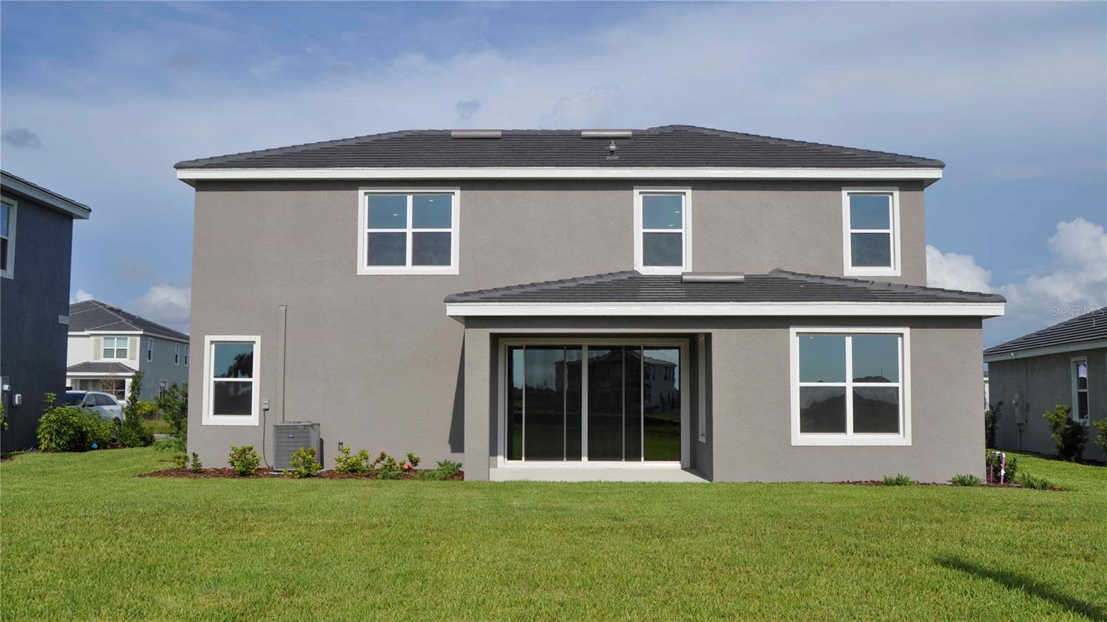 STAR FARMS AT LAKEWOOD RANCH - Residential