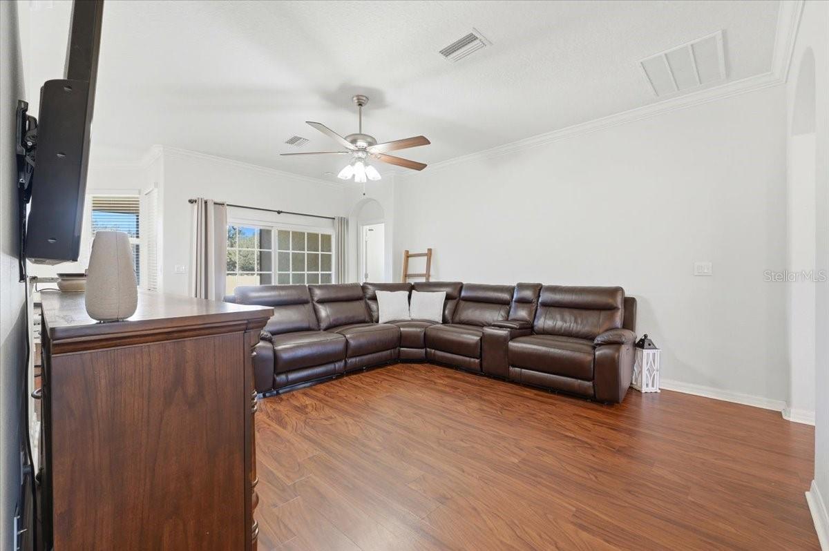 HAMPTON COVE - Residential