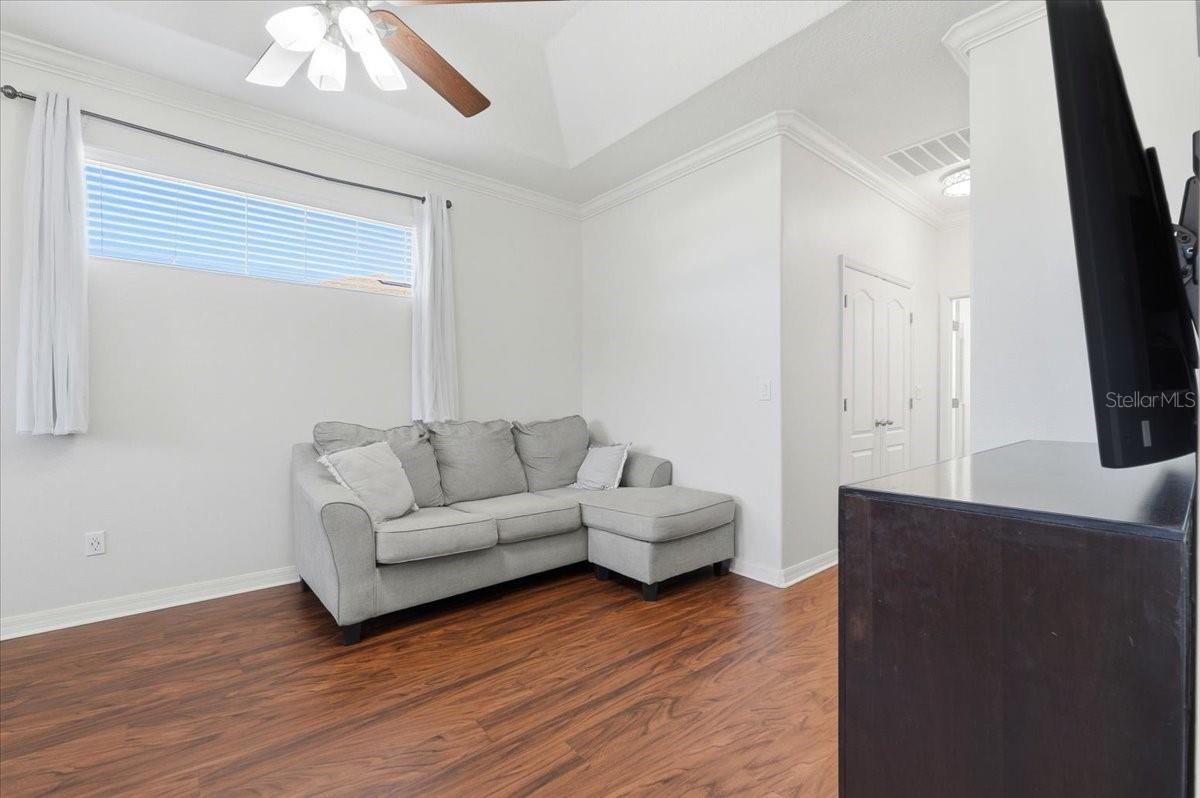 HAMPTON COVE - Residential