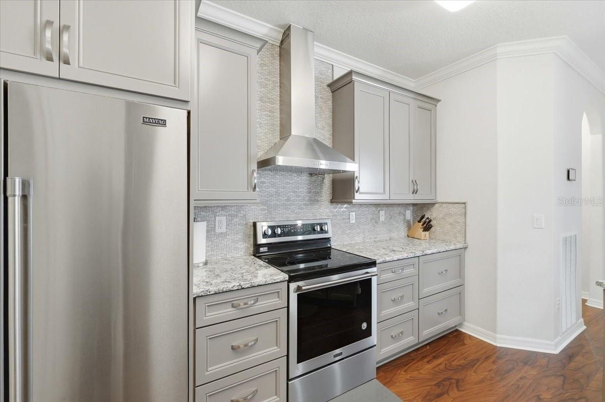 HAMPTON COVE - Residential