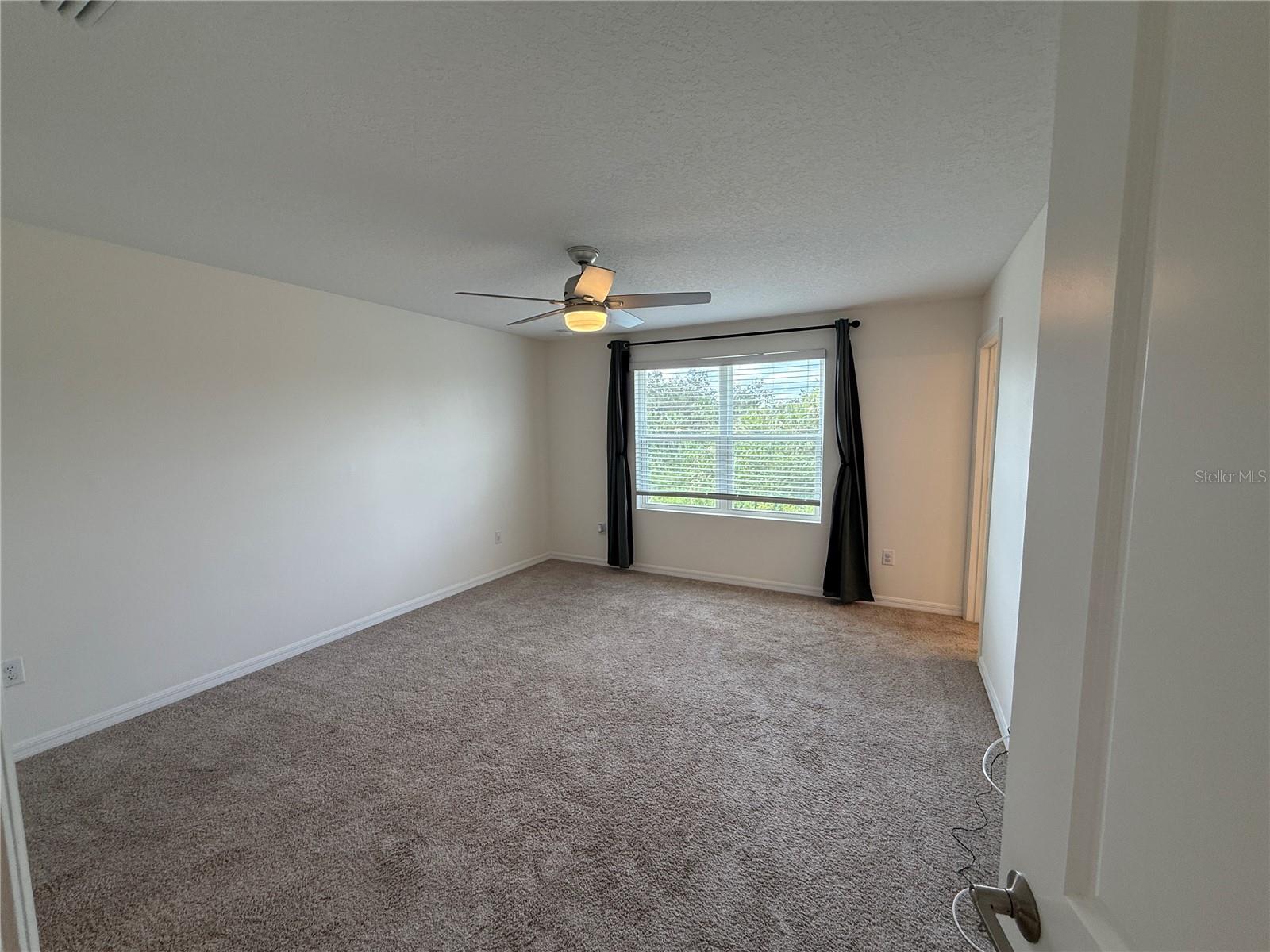 ARTISAN LAKES EDGESTONE NORTH PH I & II - Residential Lease