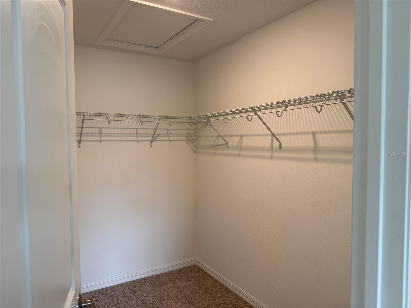 ARTISAN LAKES EDGESTONE NORTH PH I & II - Residential Lease