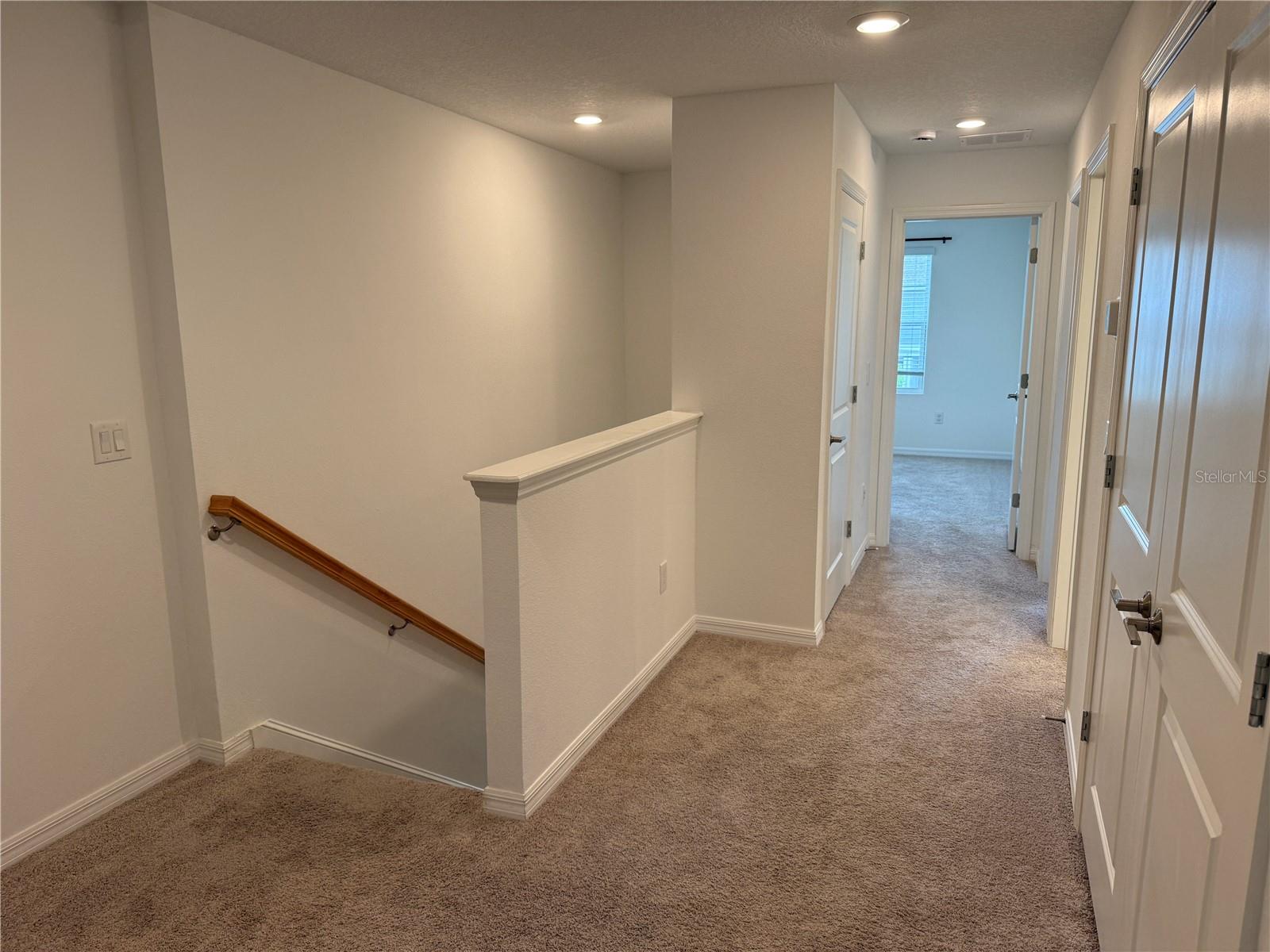 ARTISAN LAKES EDGESTONE NORTH PH I & II - Residential Lease