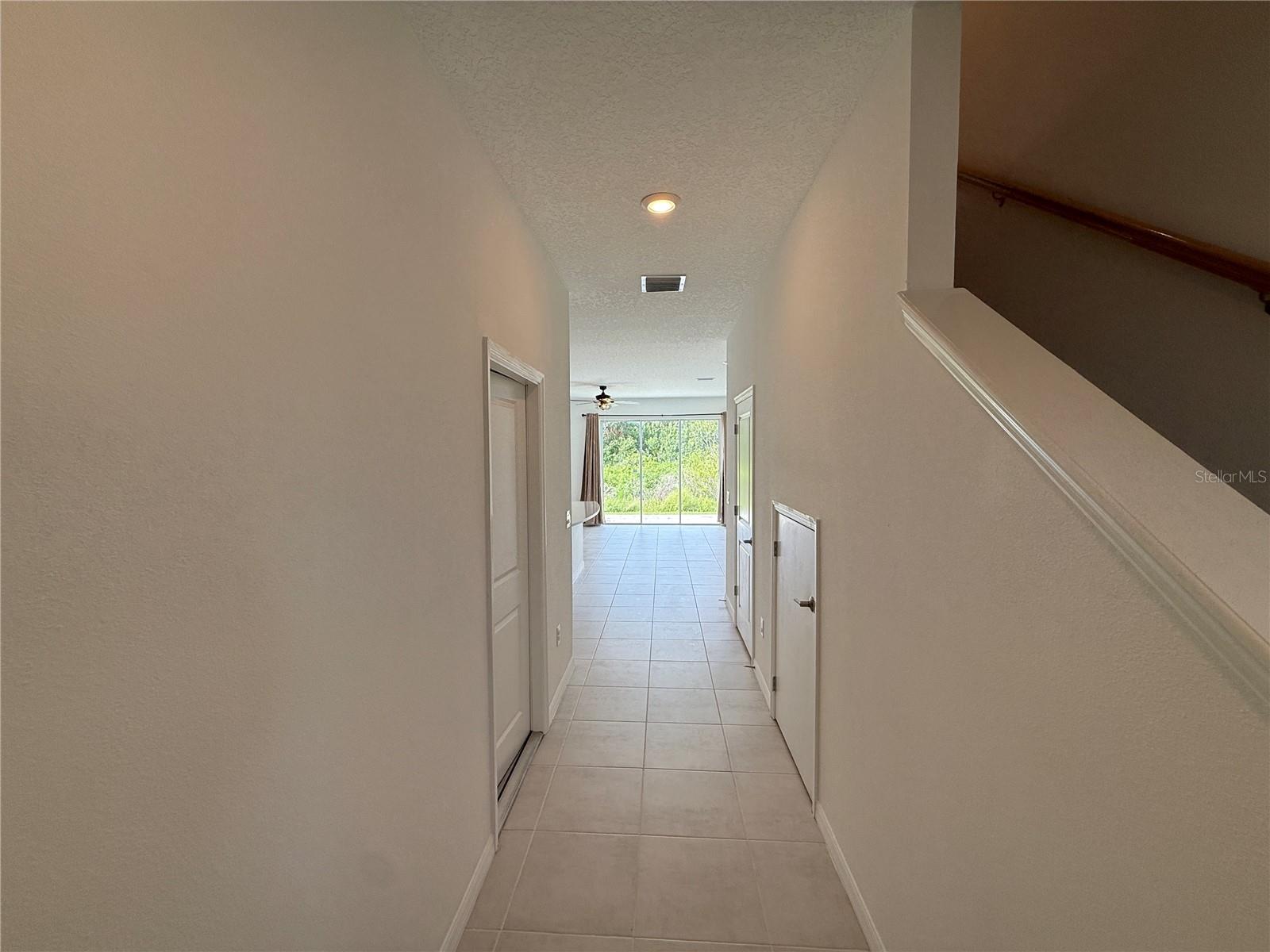 ARTISAN LAKES EDGESTONE NORTH PH I & II - Residential Lease