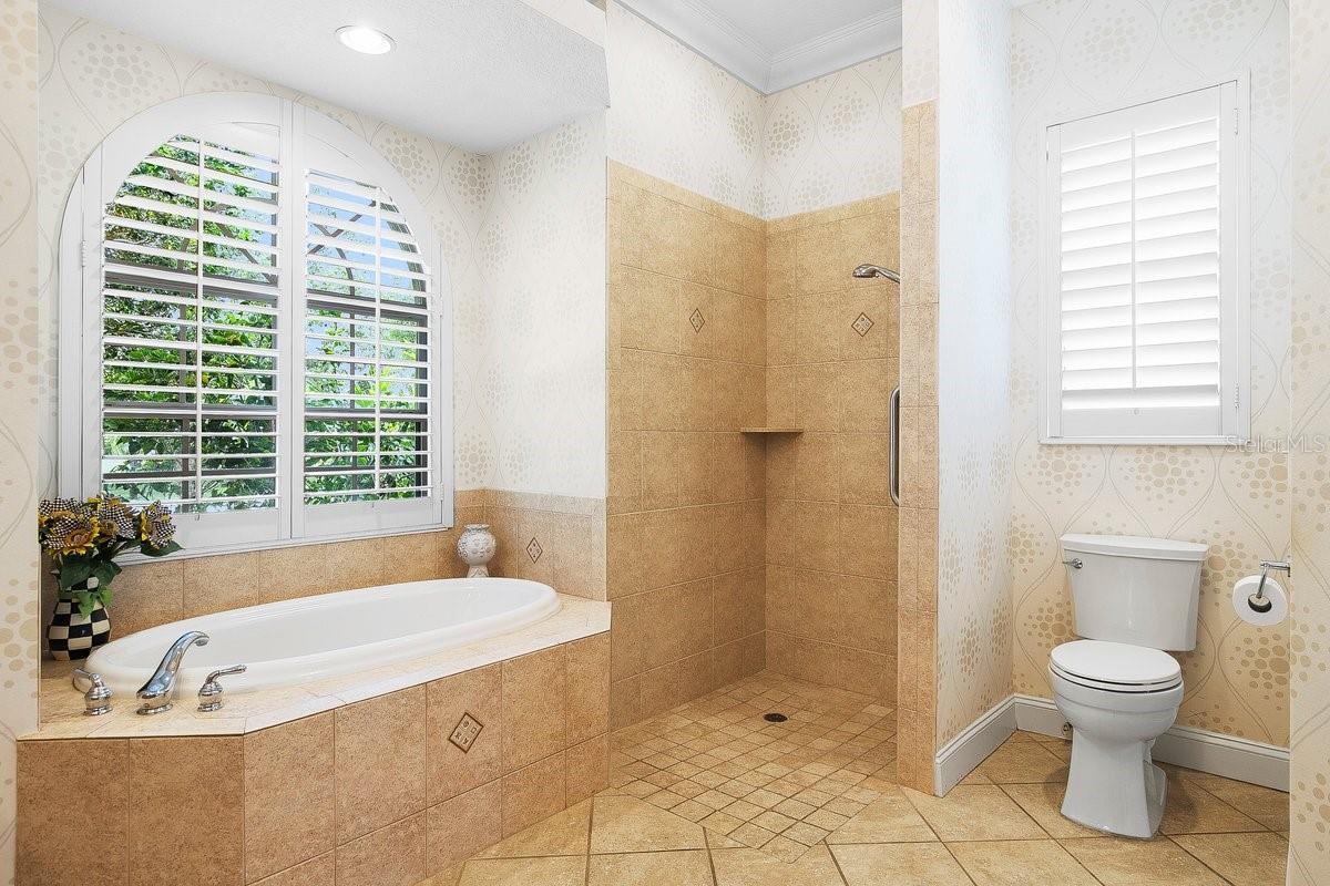PARK TRACE ESTATES - Residential