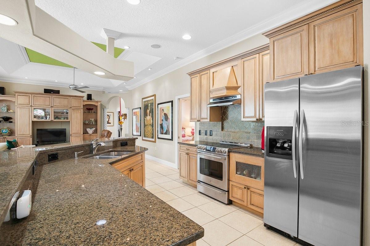 PARK TRACE ESTATES - Residential