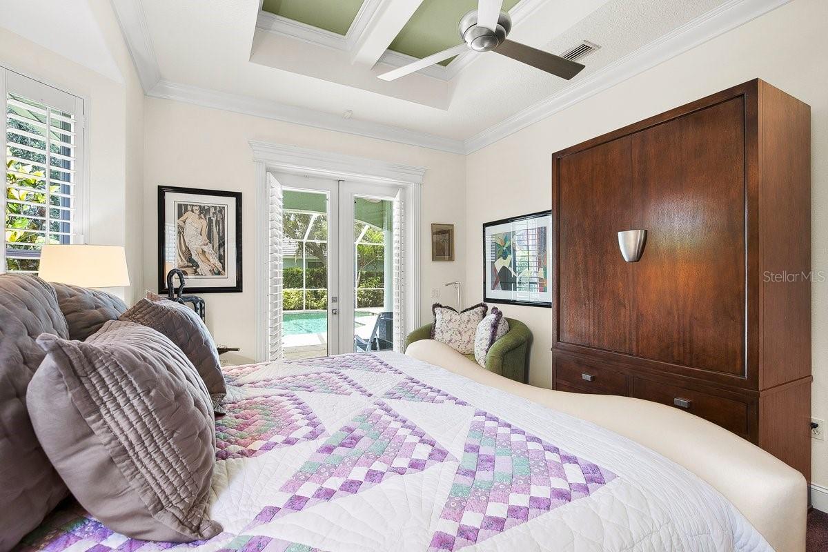 PARK TRACE ESTATES - Residential