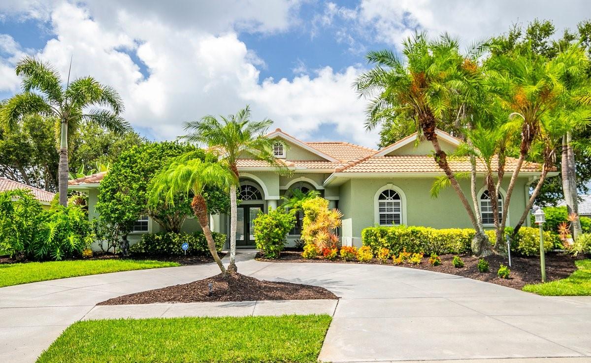 471 PARK TRACE BOULEVARD