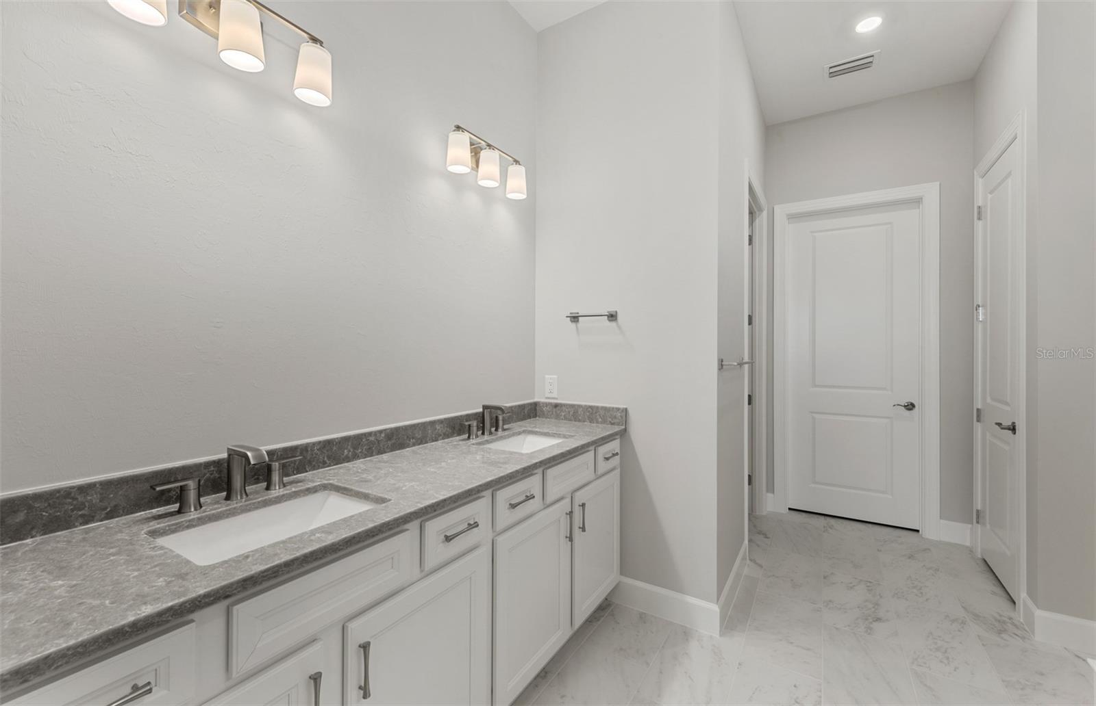 4632; DEL WEBB CATALINA AT LAKEWOOD RANCH - Residential