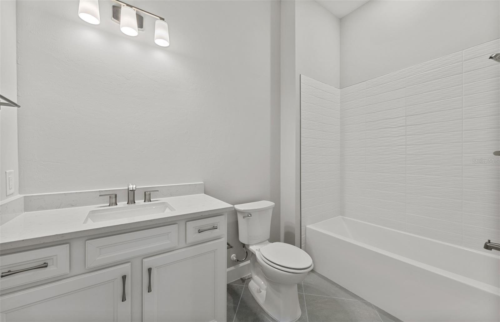 4632; DEL WEBB CATALINA AT LAKEWOOD RANCH - Residential