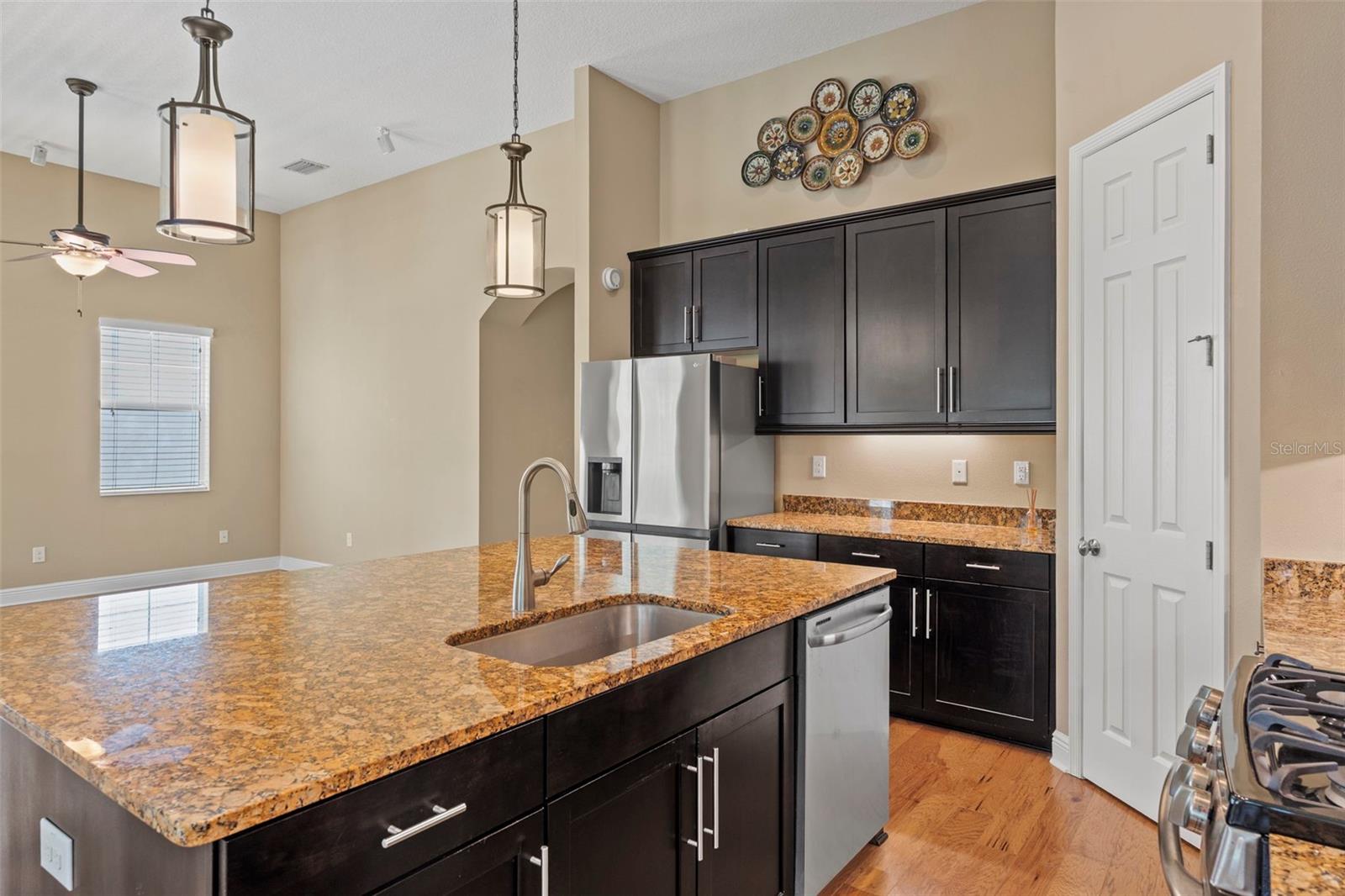 MIRABAY PARCELS 21 & 23 - Residential