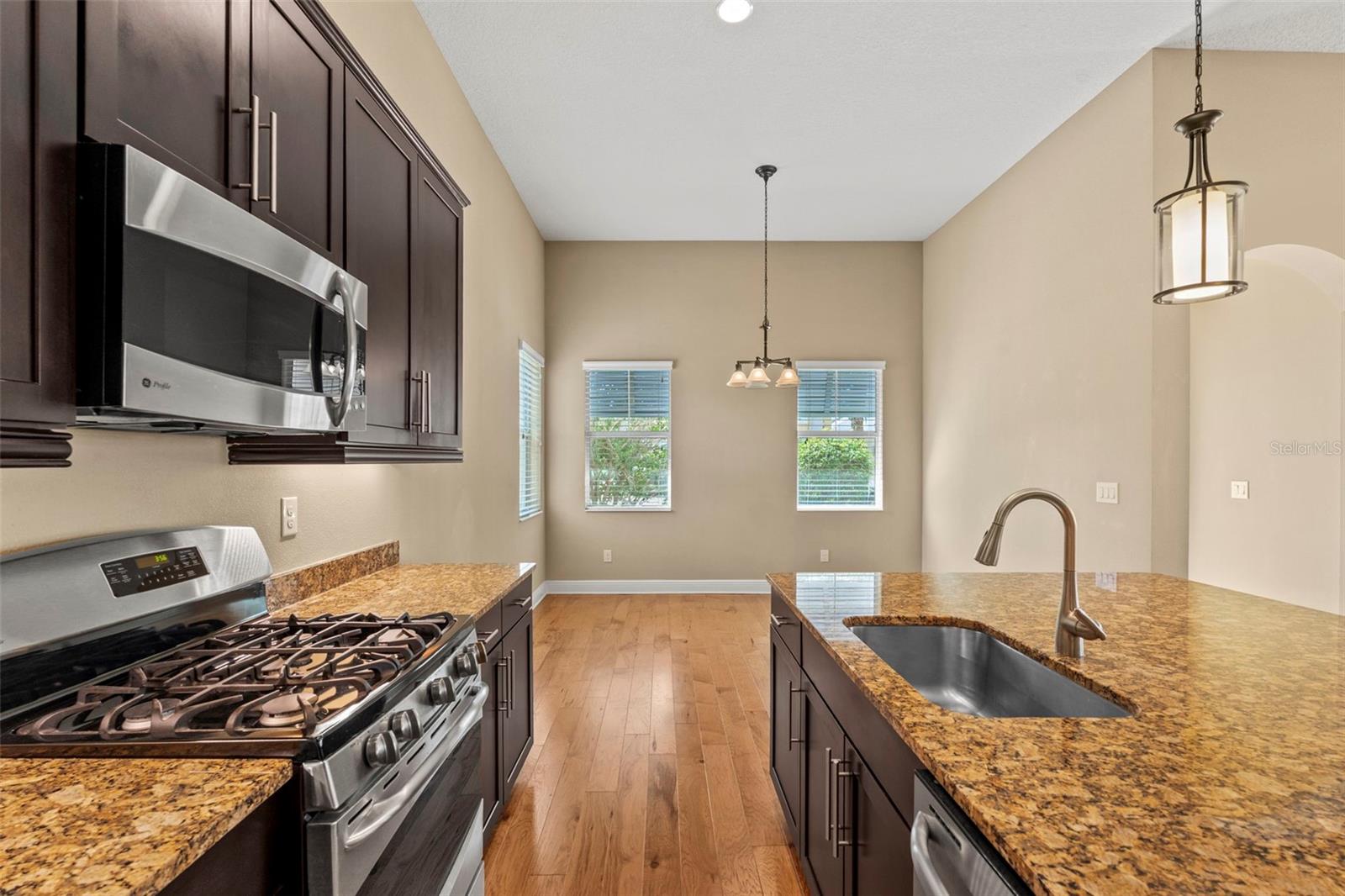 MIRABAY PARCELS 21 & 23 - Residential