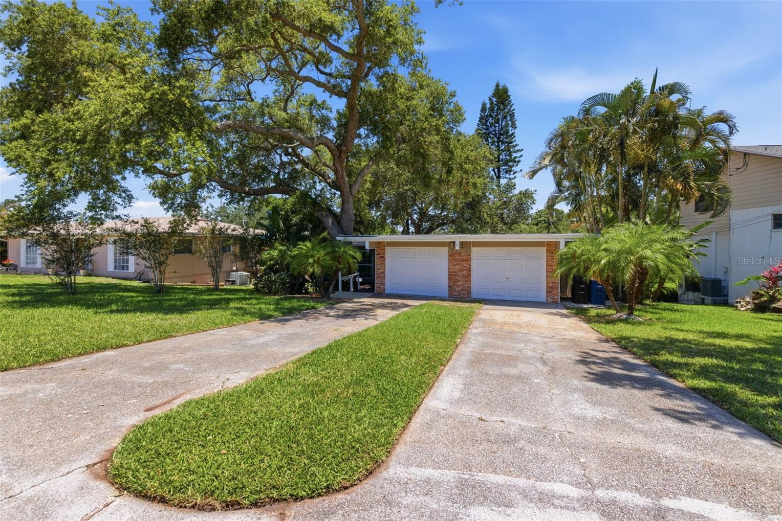 1918 BYRAM DRIVE