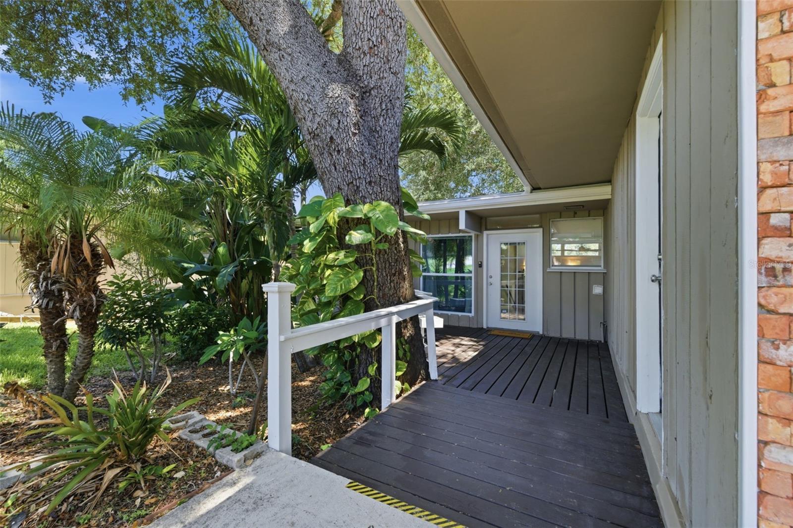1918 BYRAM DRIVE