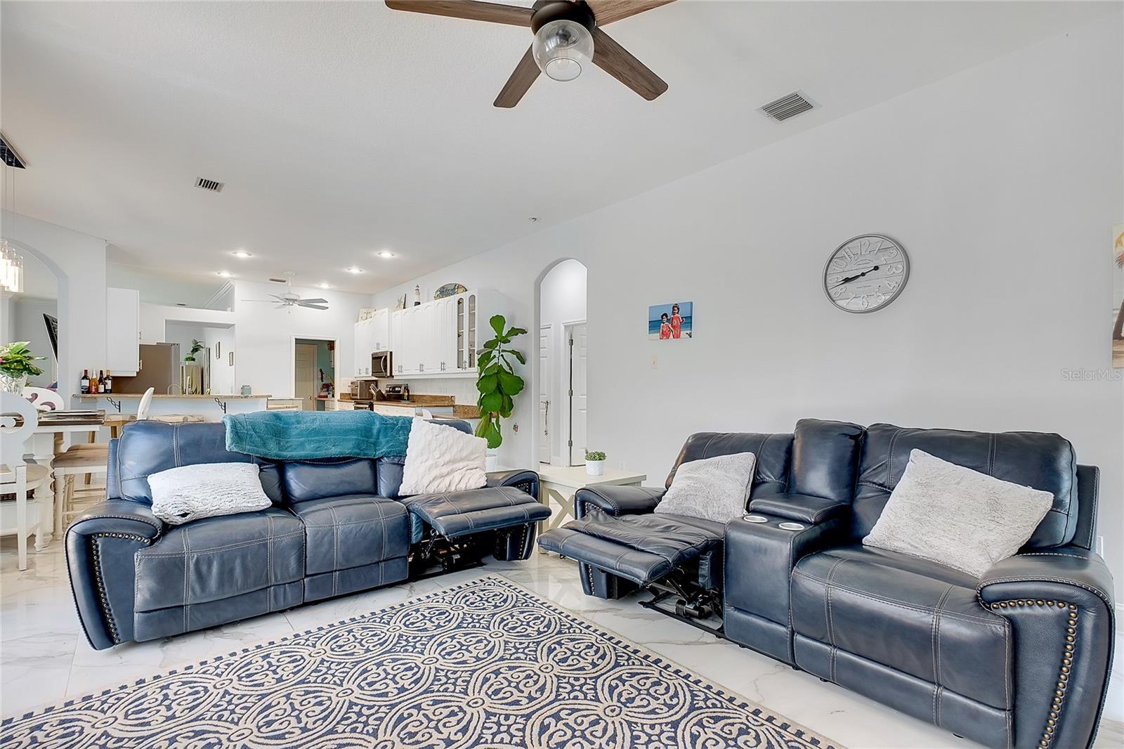 VENICE GOLF & COUNTRY CLUB - Residential