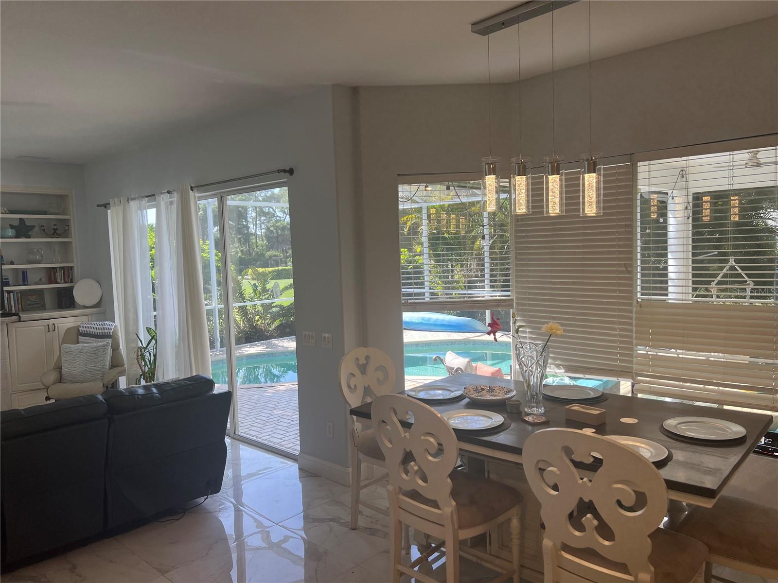 VENICE GOLF & COUNTRY CLUB - Residential