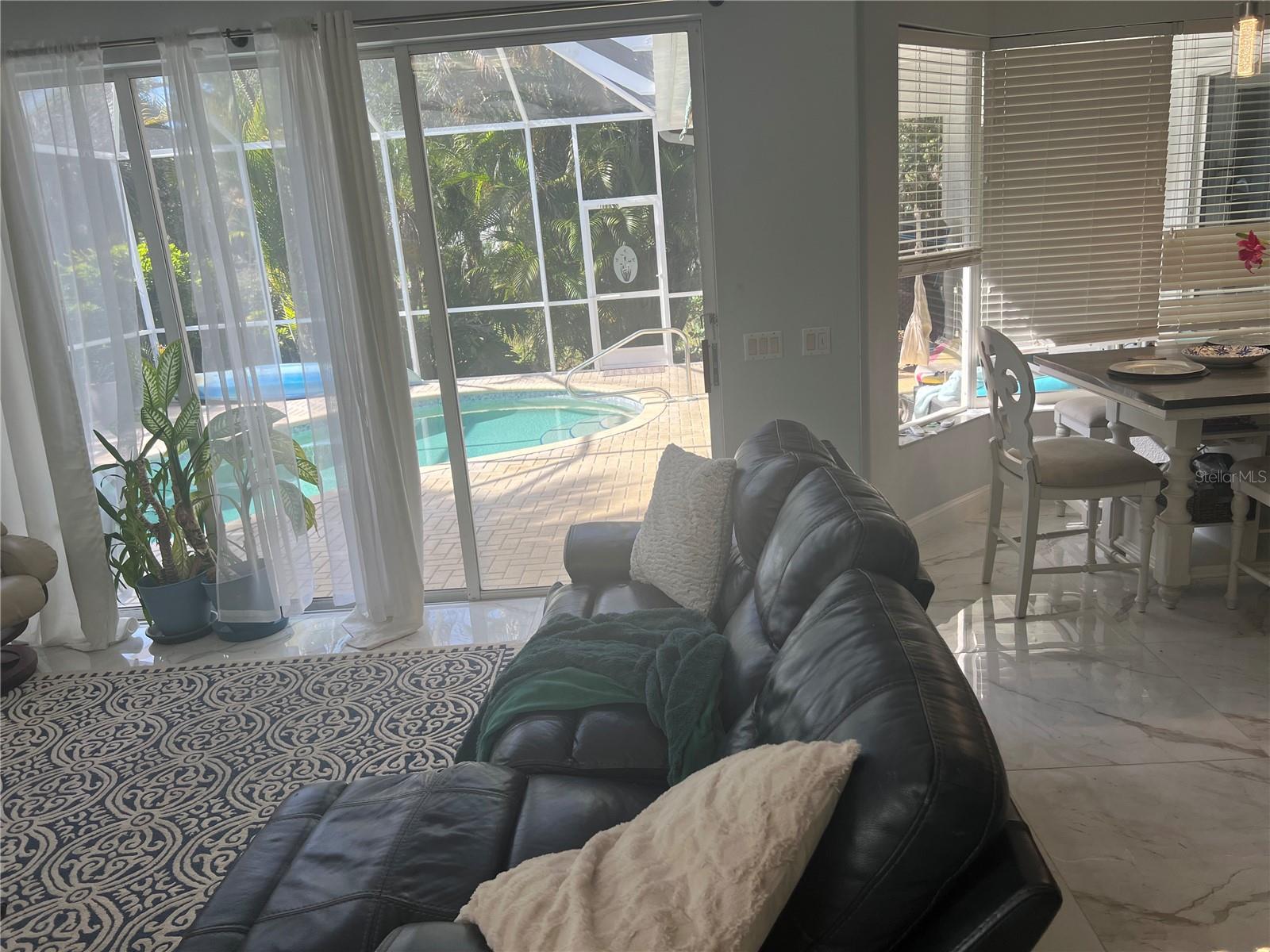 VENICE GOLF & COUNTRY CLUB - Residential