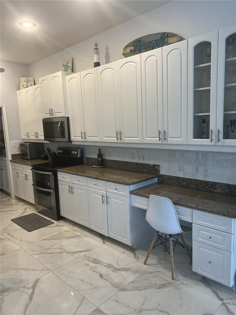 VENICE GOLF & COUNTRY CLUB - Residential