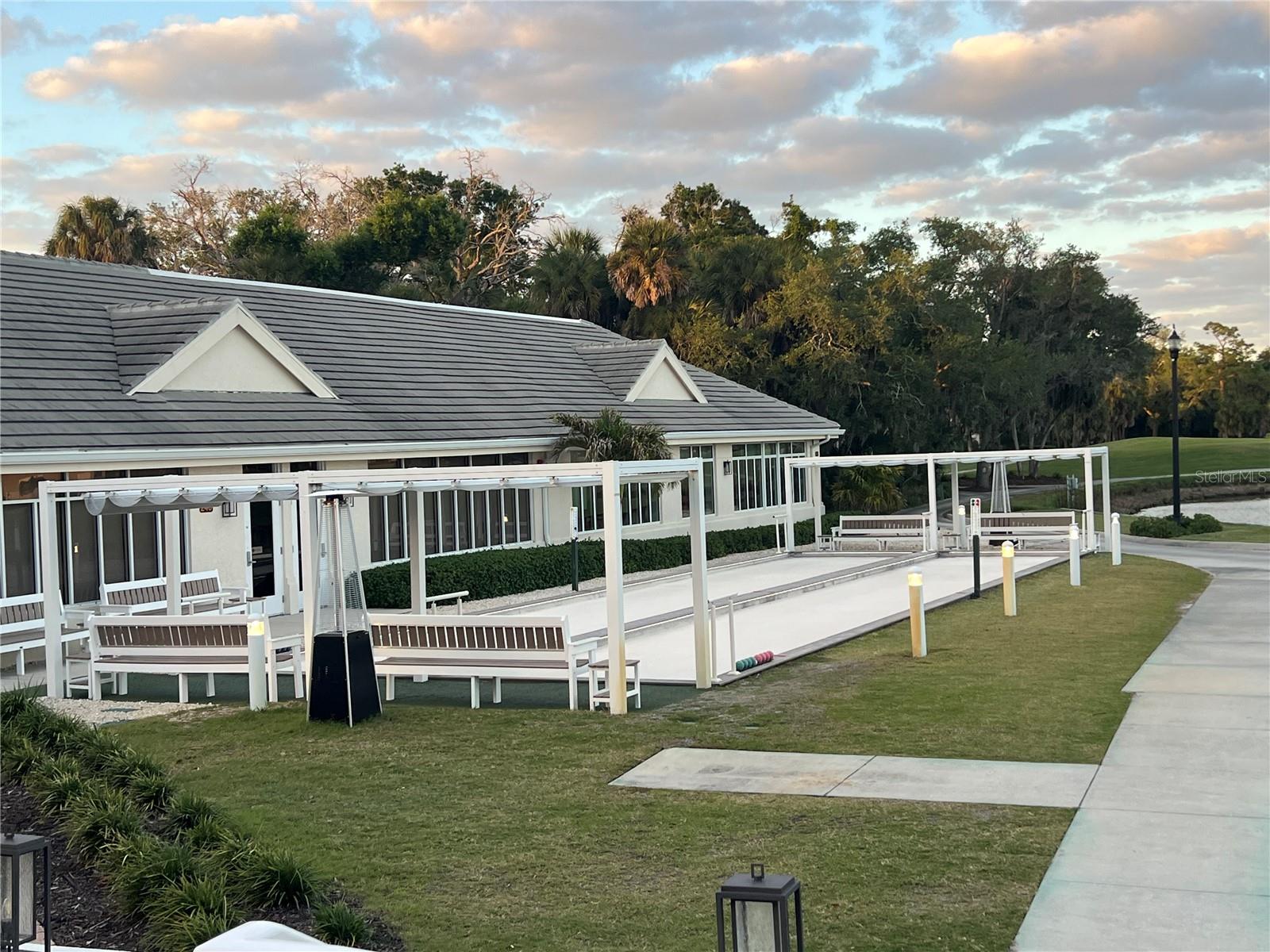 VENICE GOLF & COUNTRY CLUB - Residential