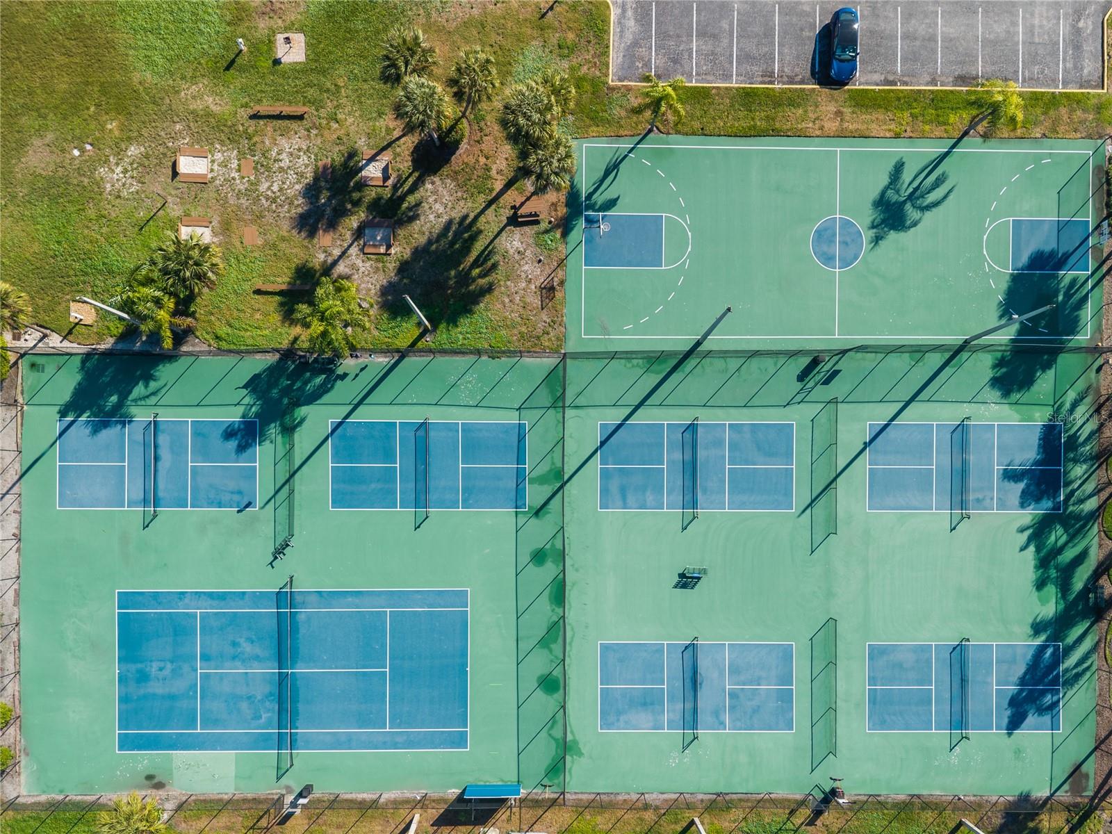 WATERSIDE AT COQUINA KEY SOUTH - Residential
