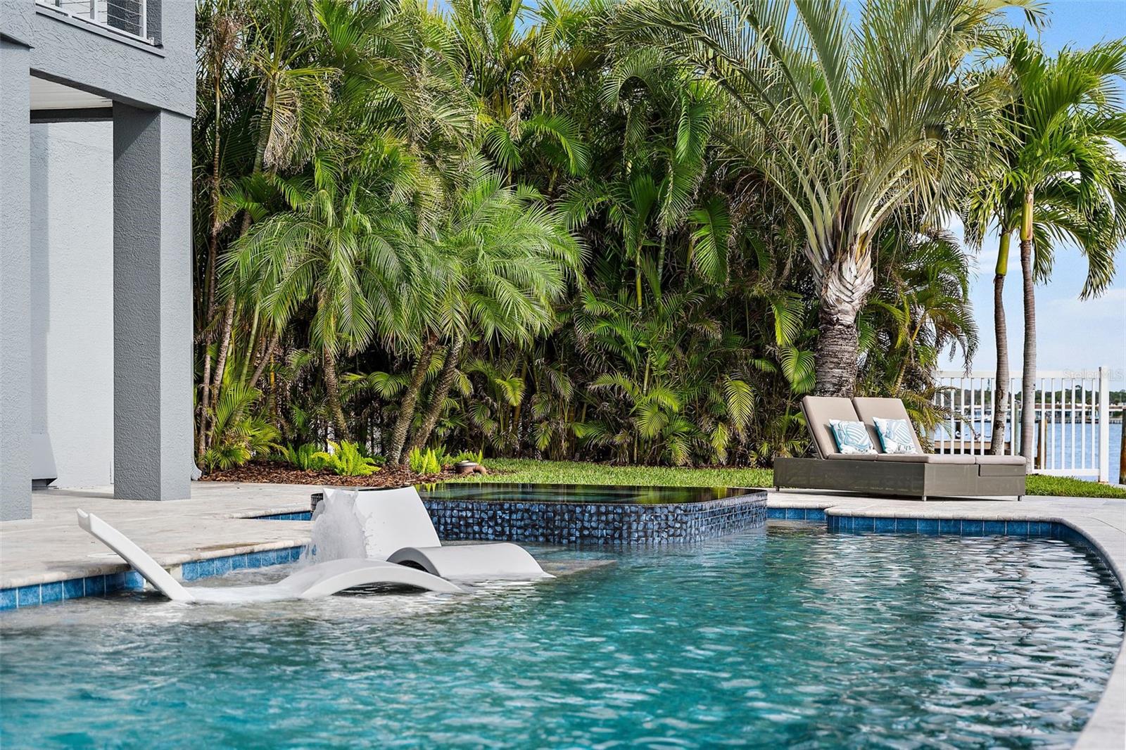 REDINGTON BEACH HOMES 6TH ADD - Residential