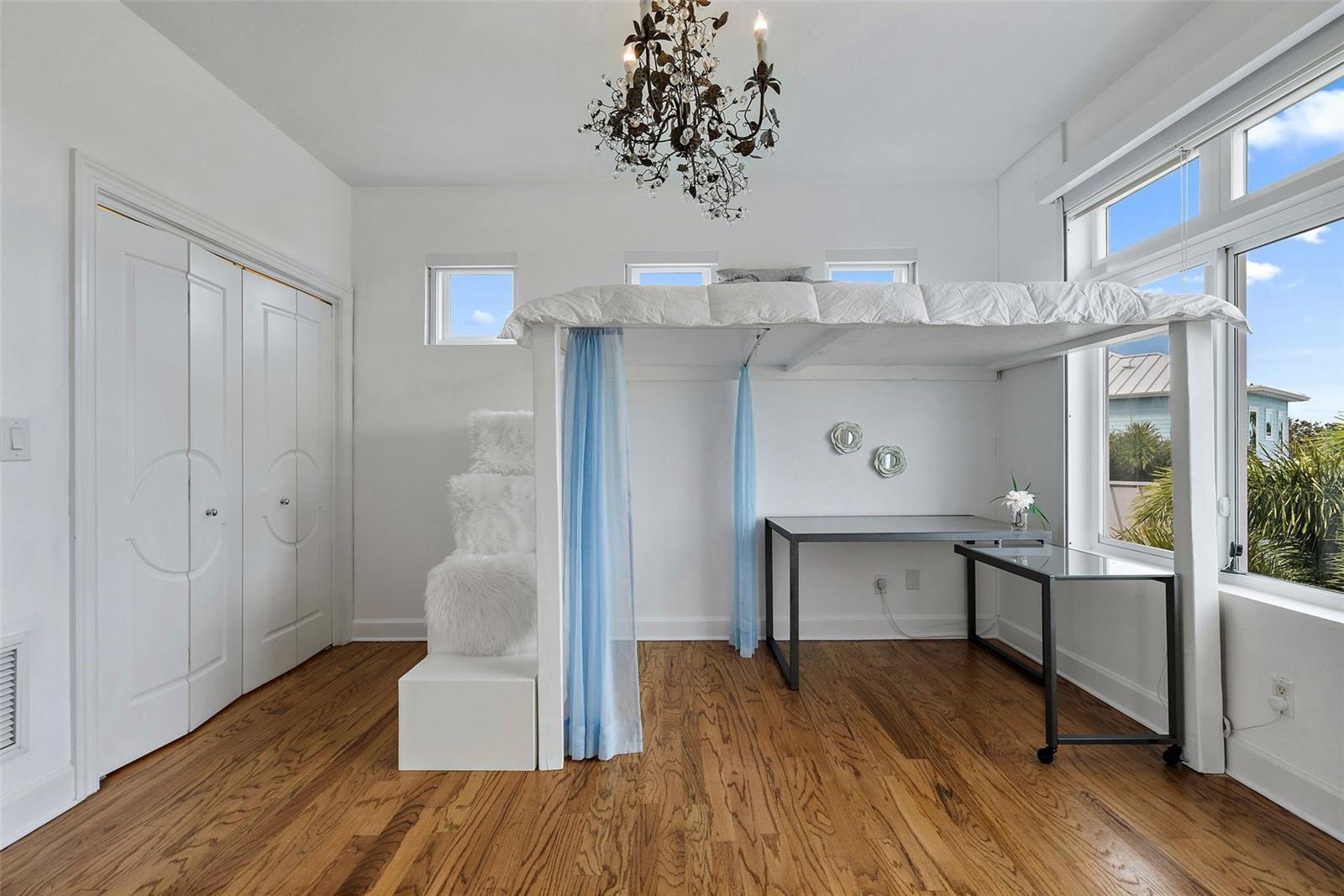 REDINGTON BEACH HOMES 6TH ADD - Residential