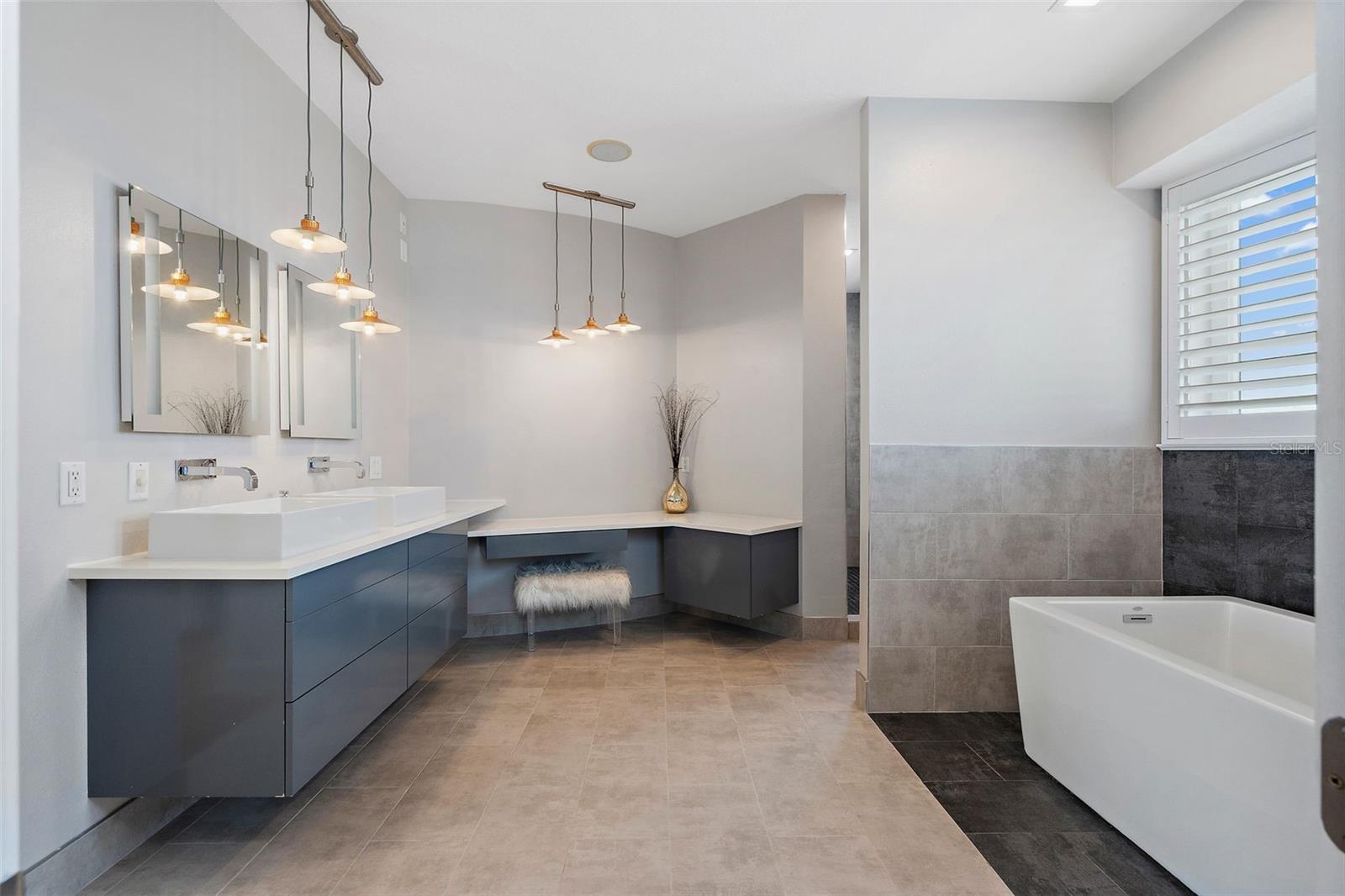 REDINGTON BEACH HOMES 6TH ADD - Residential