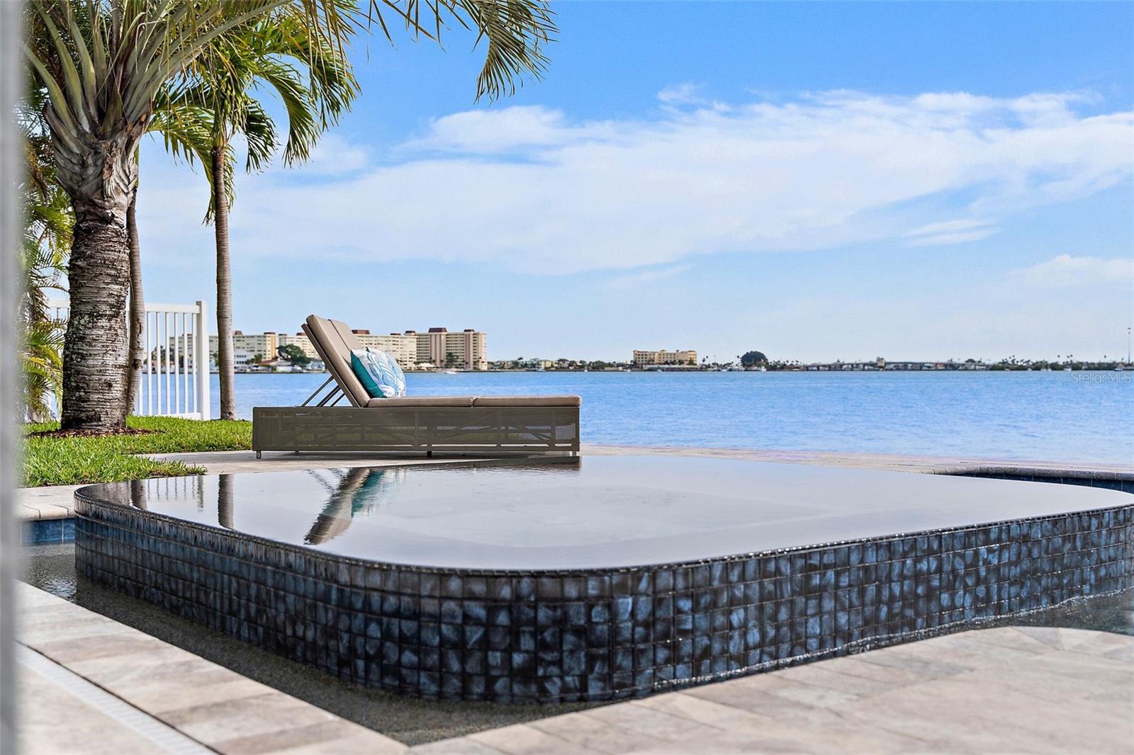 REDINGTON BEACH HOMES 6TH ADD - Residential