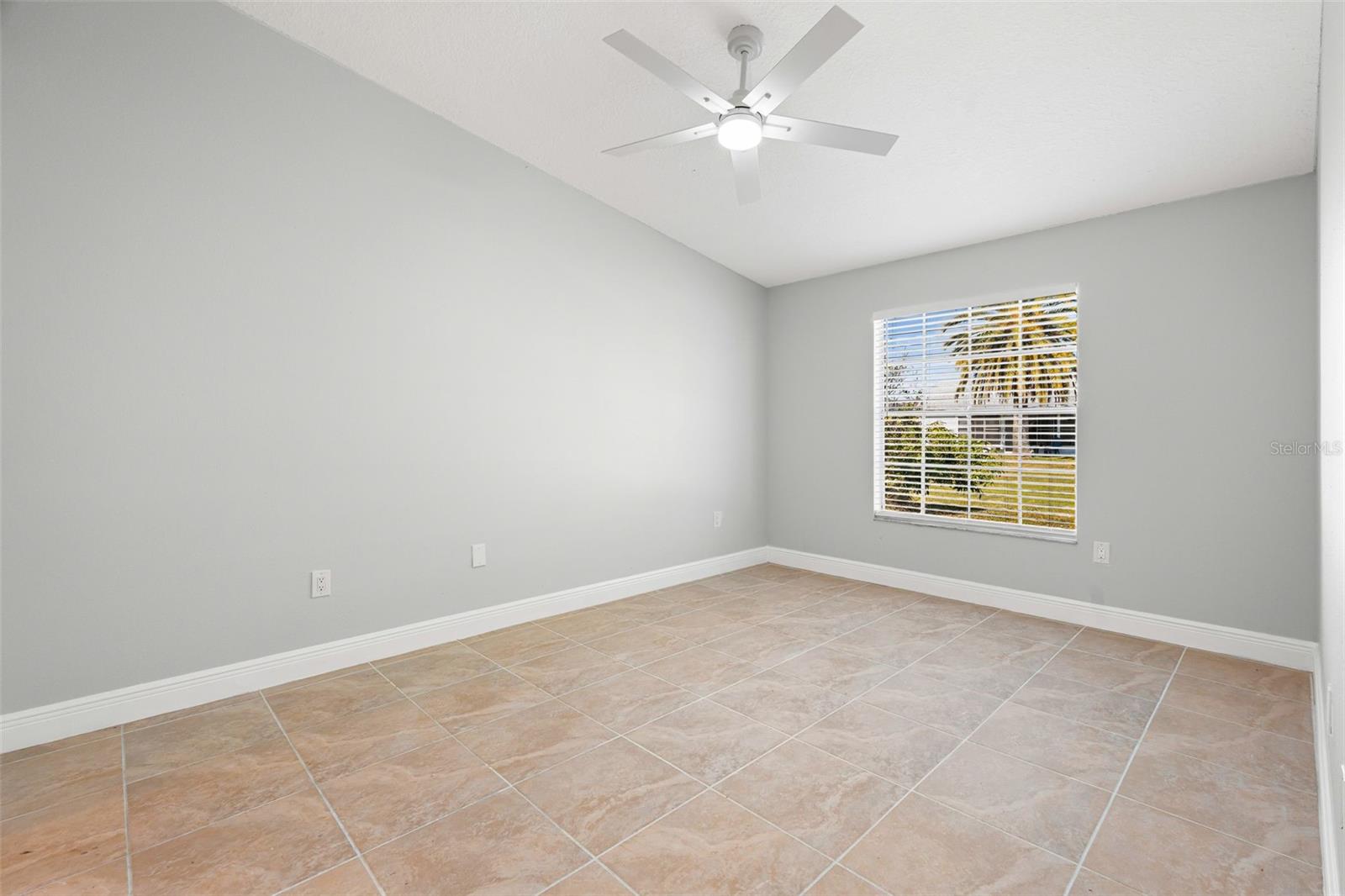 THE VILLAGES OF LAKESIDE SOUTH PHIII REV - Residential