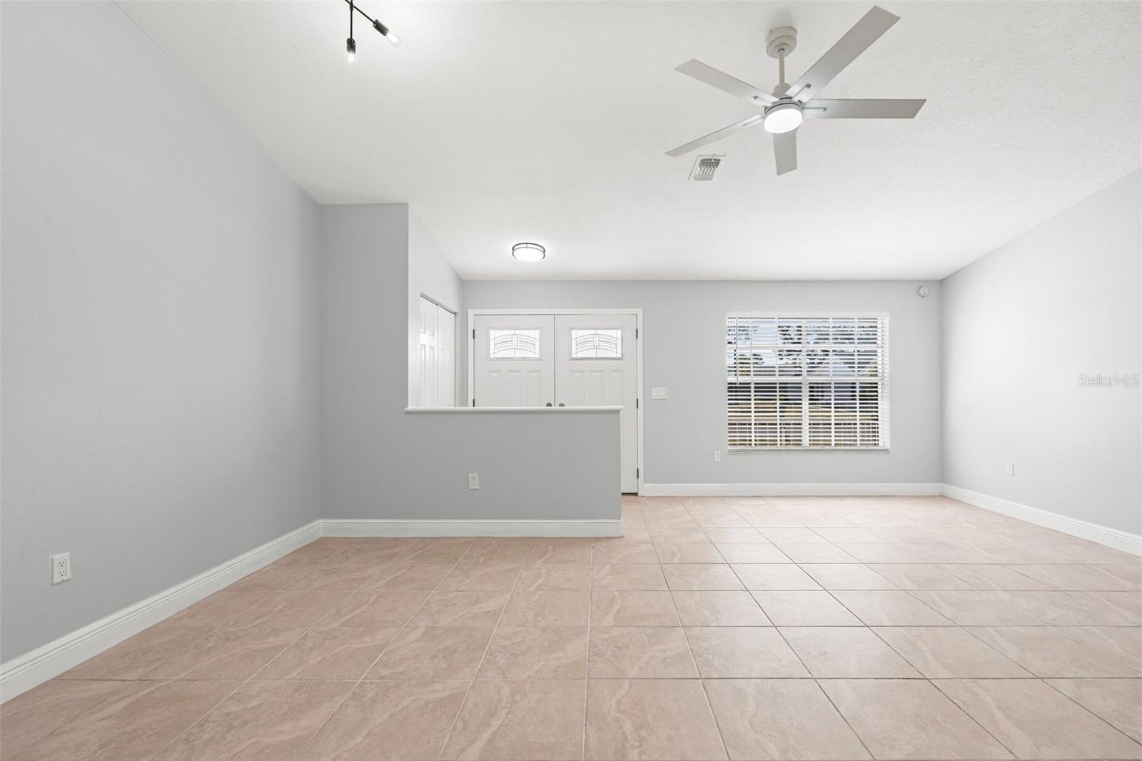 THE VILLAGES OF LAKESIDE SOUTH PHIII REV - Residential