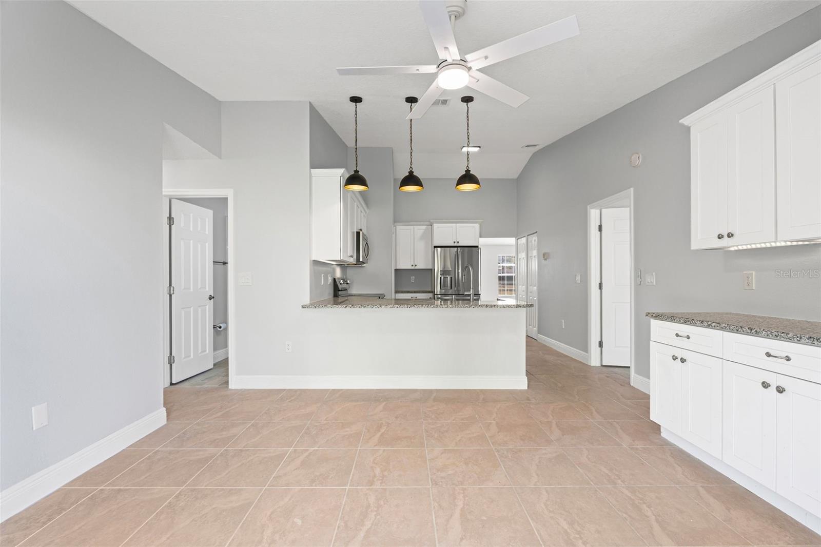 THE VILLAGES OF LAKESIDE SOUTH PHIII REV - Residential