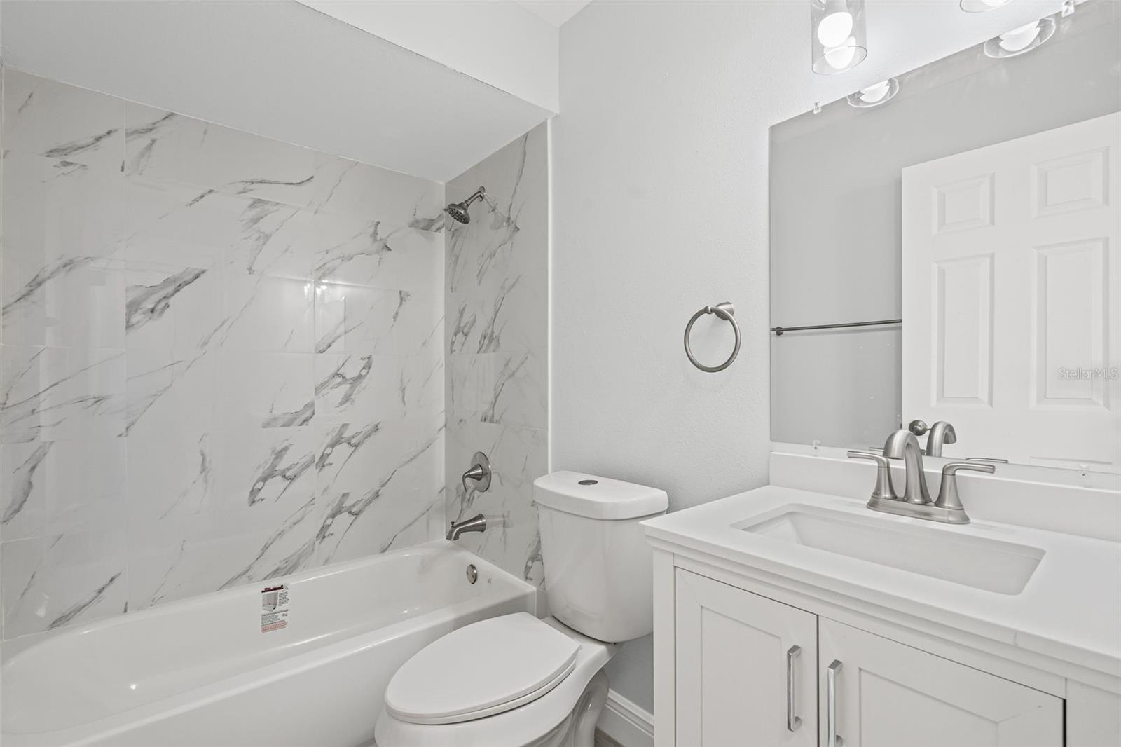 THE VILLAGES OF LAKESIDE SOUTH PHIII REV - Residential