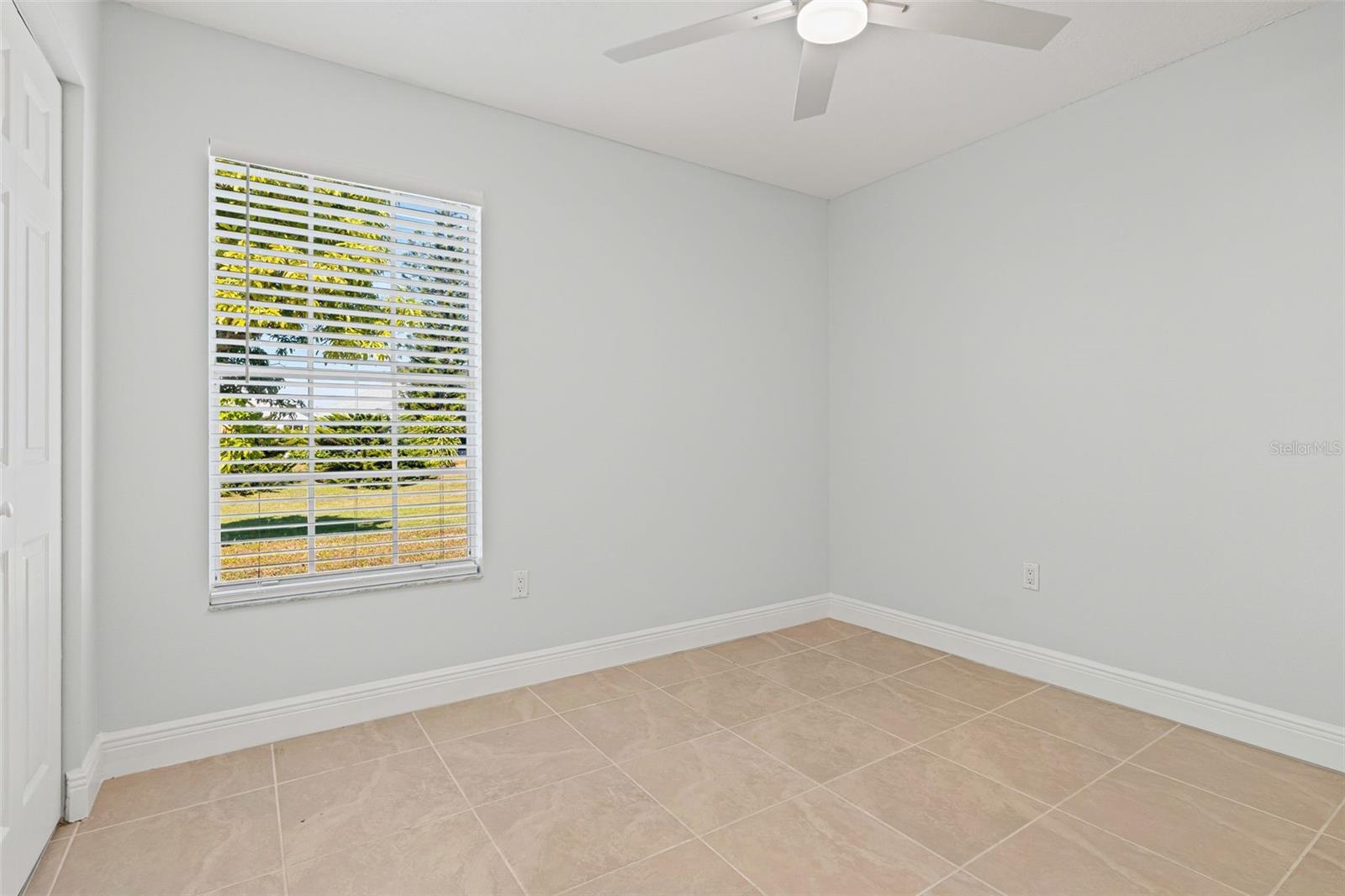 THE VILLAGES OF LAKESIDE SOUTH PHIII REV - Residential