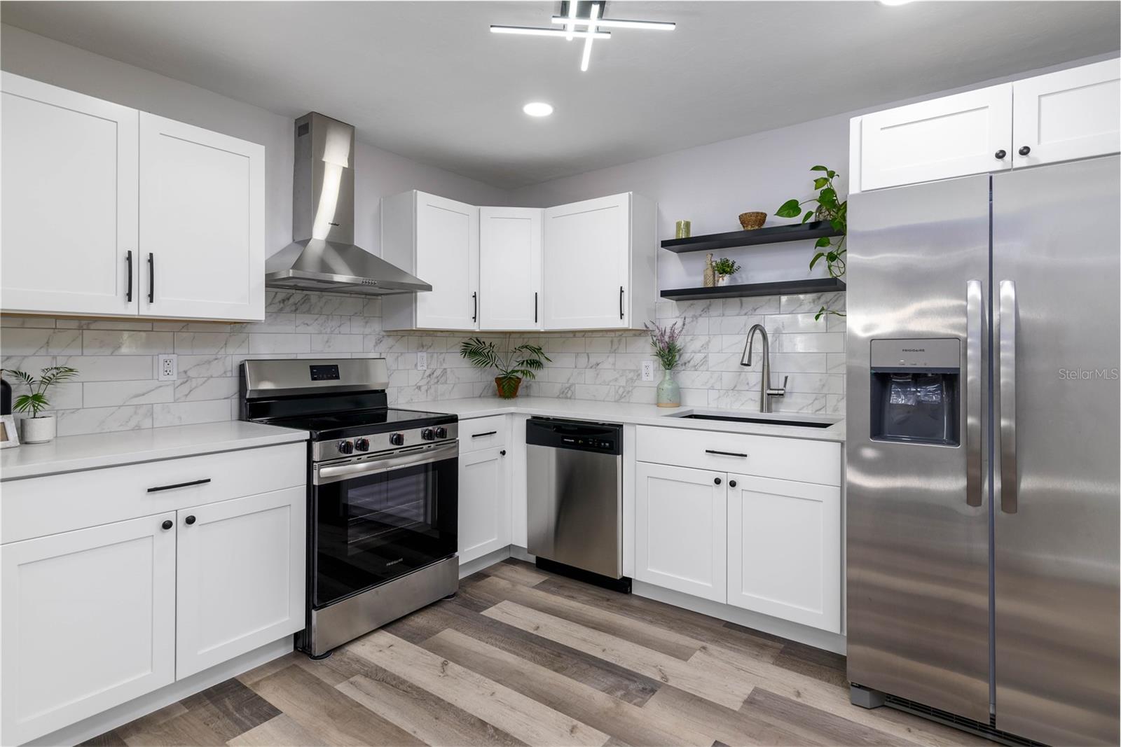 OAK VIEW SUB - Residential