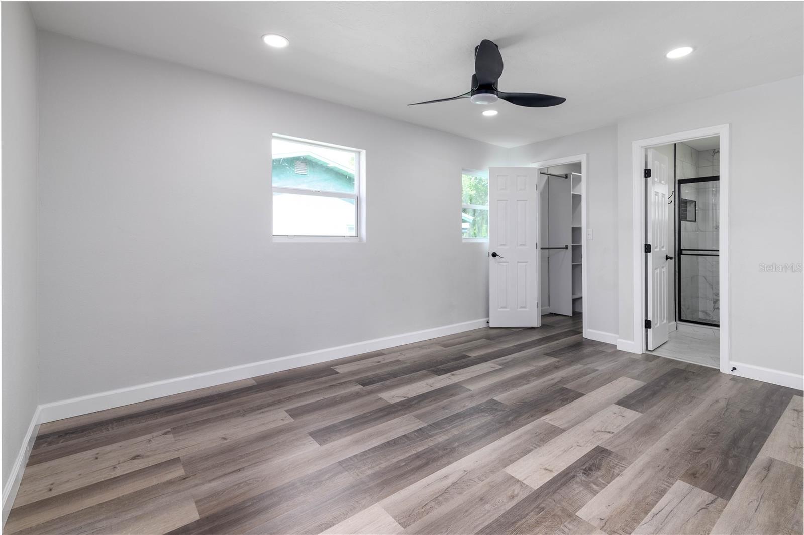 OAK VIEW SUB - Residential