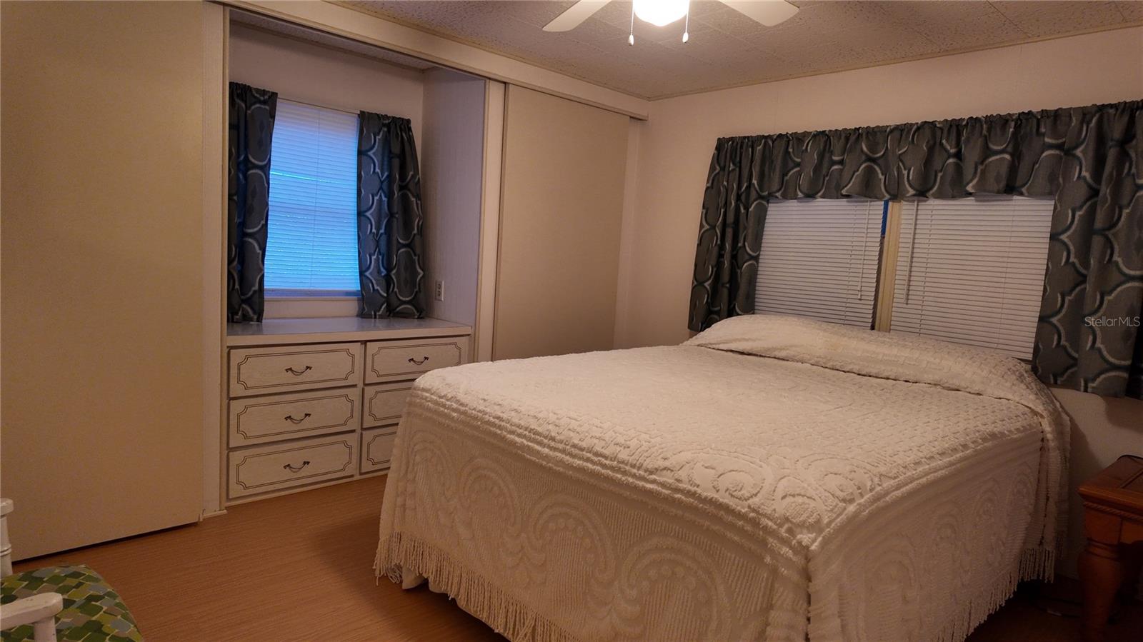 COUNTRY PARK CO-OP M/H UNREC - Residential