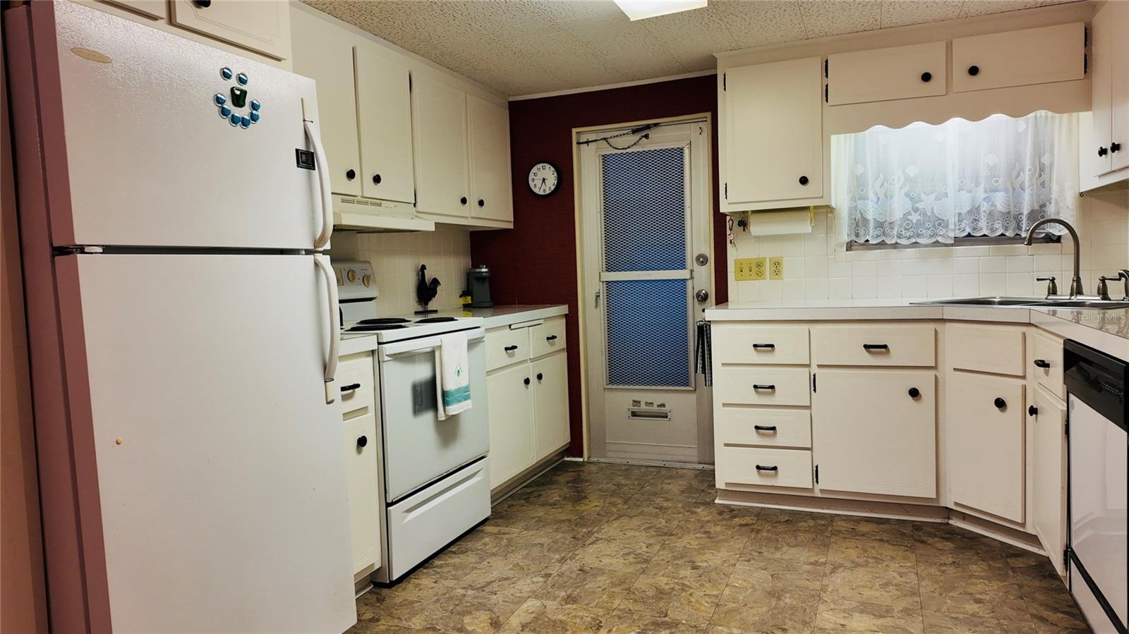 COUNTRY PARK CO-OP M/H UNREC - Residential