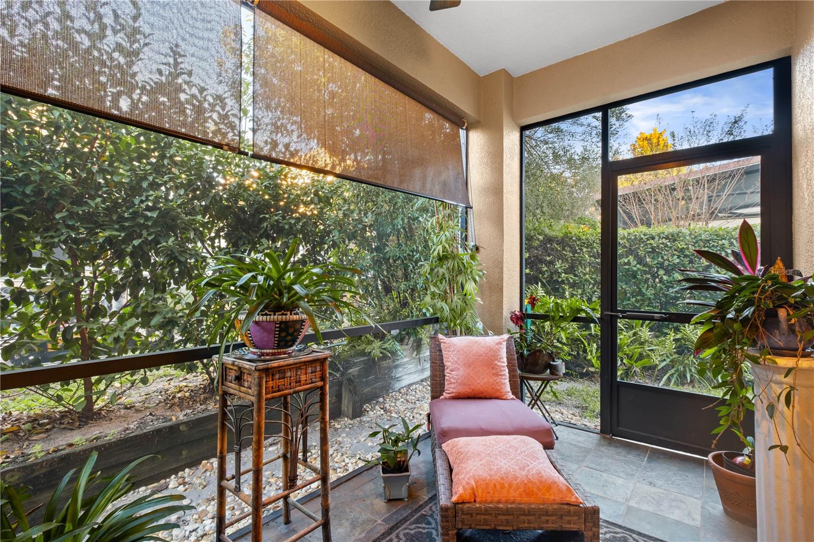 COUNTRY CLUB/MT DORA PH II-9 - Residential