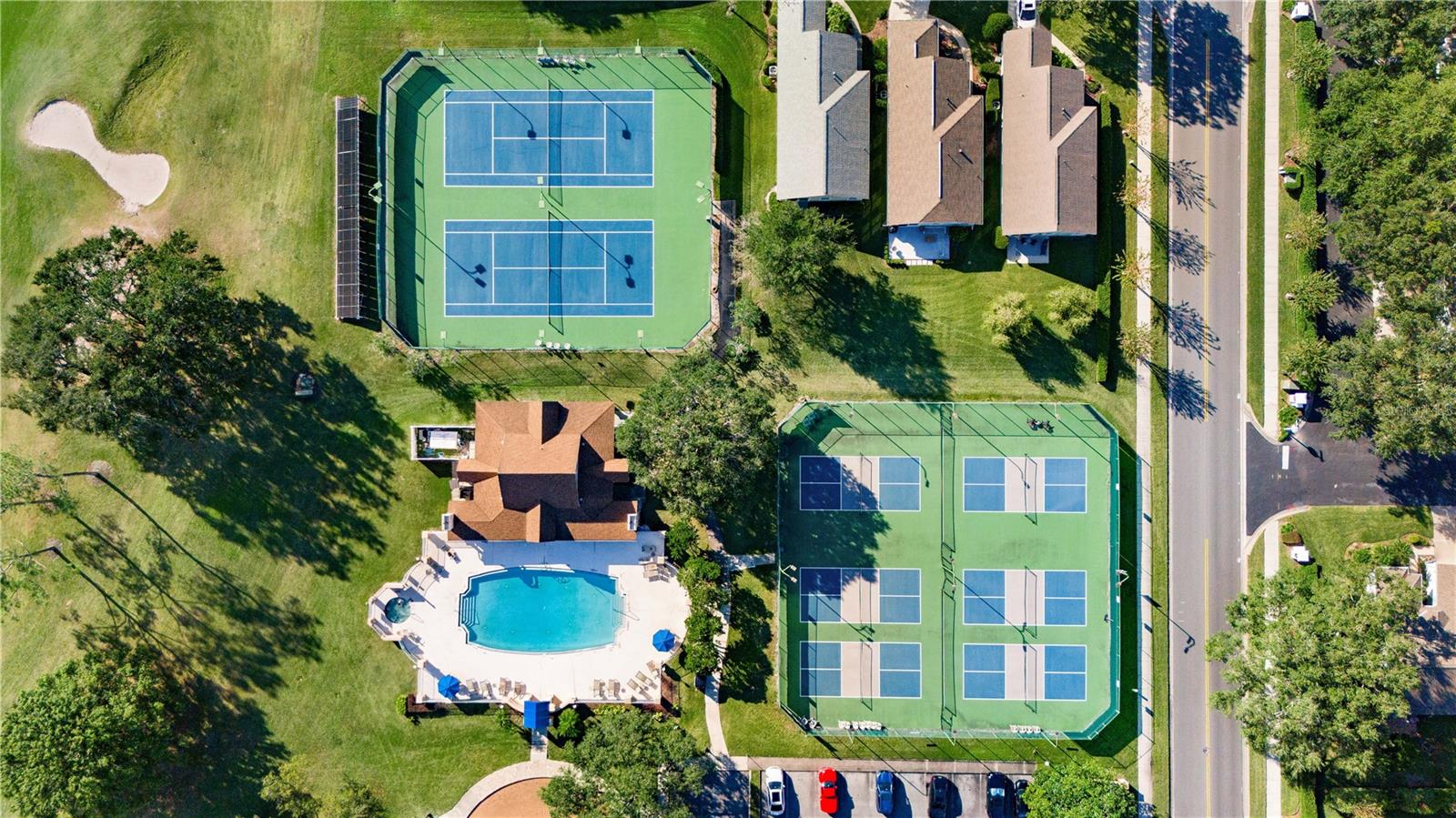 COUNTRY CLUB/MT DORA PH II-9 - Residential