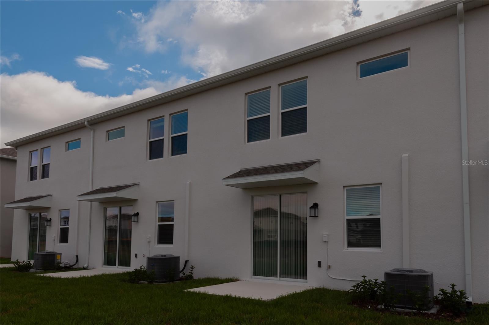 CHATEAU AT ASTONIA 22 TH - Residential