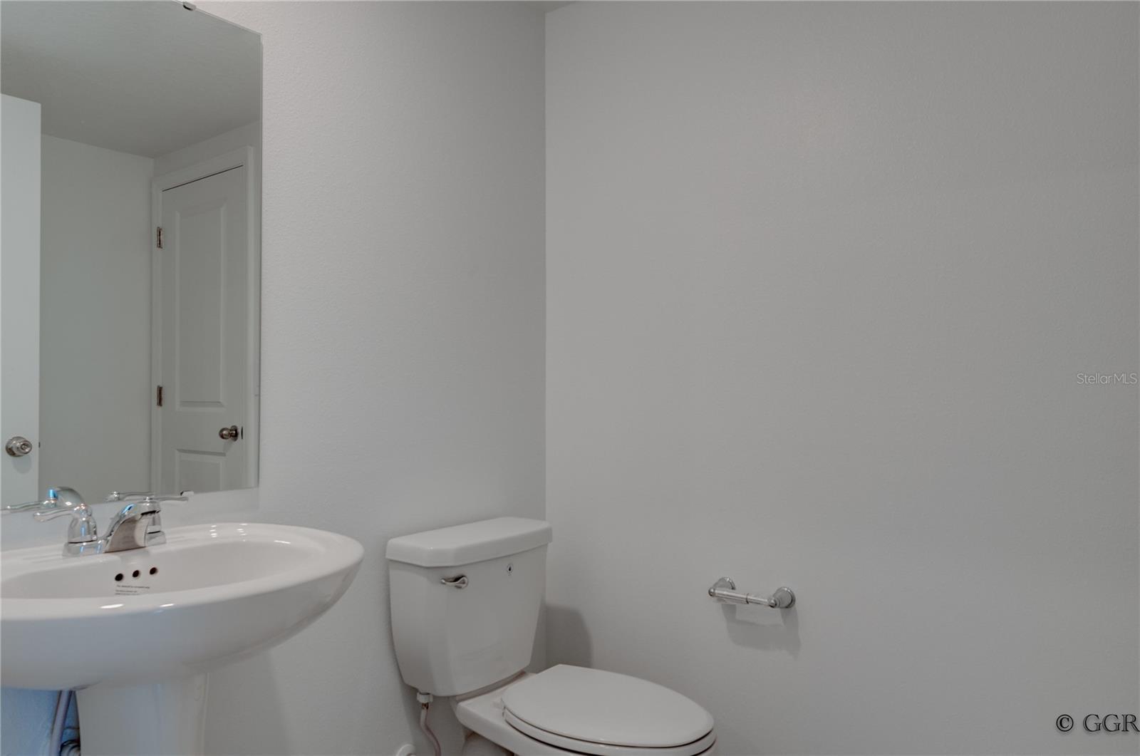 CHATEAU AT ASTONIA 22 TH - Residential