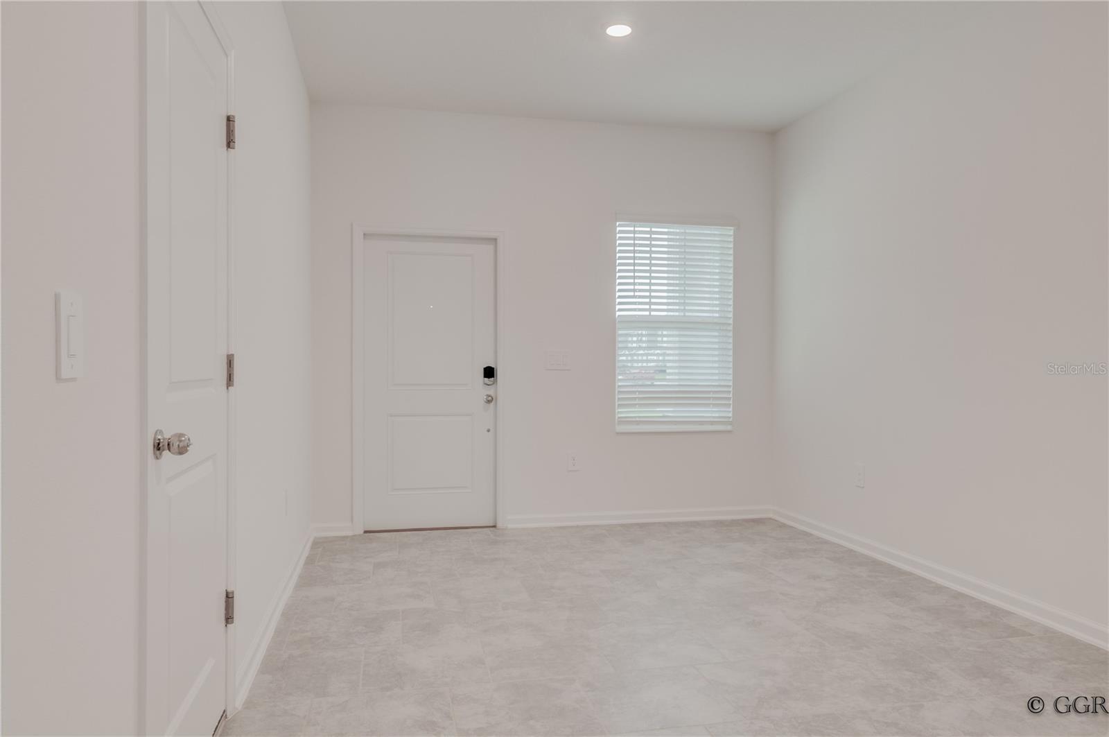 CHATEAU AT ASTONIA 22 TH - Residential
