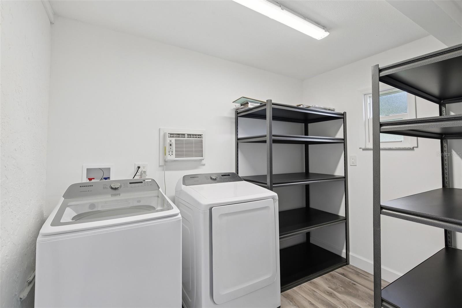 HIGHLAND LAKES - Residential Lease