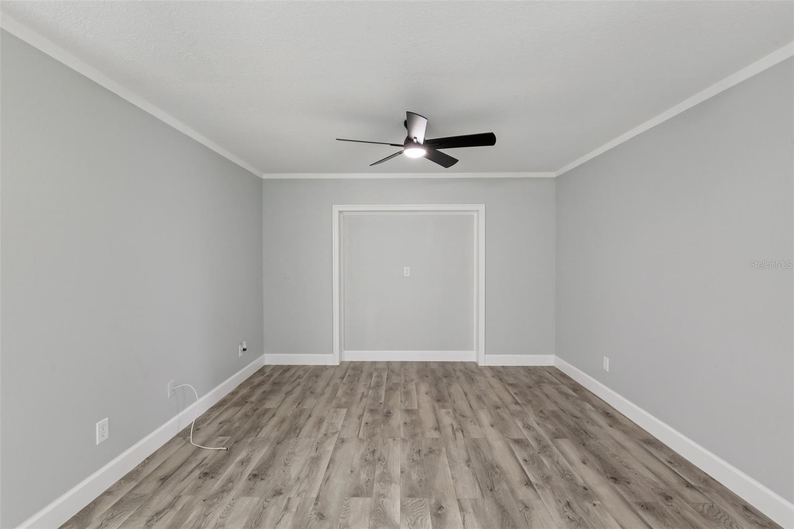 HIGHLAND LAKES - Residential Lease