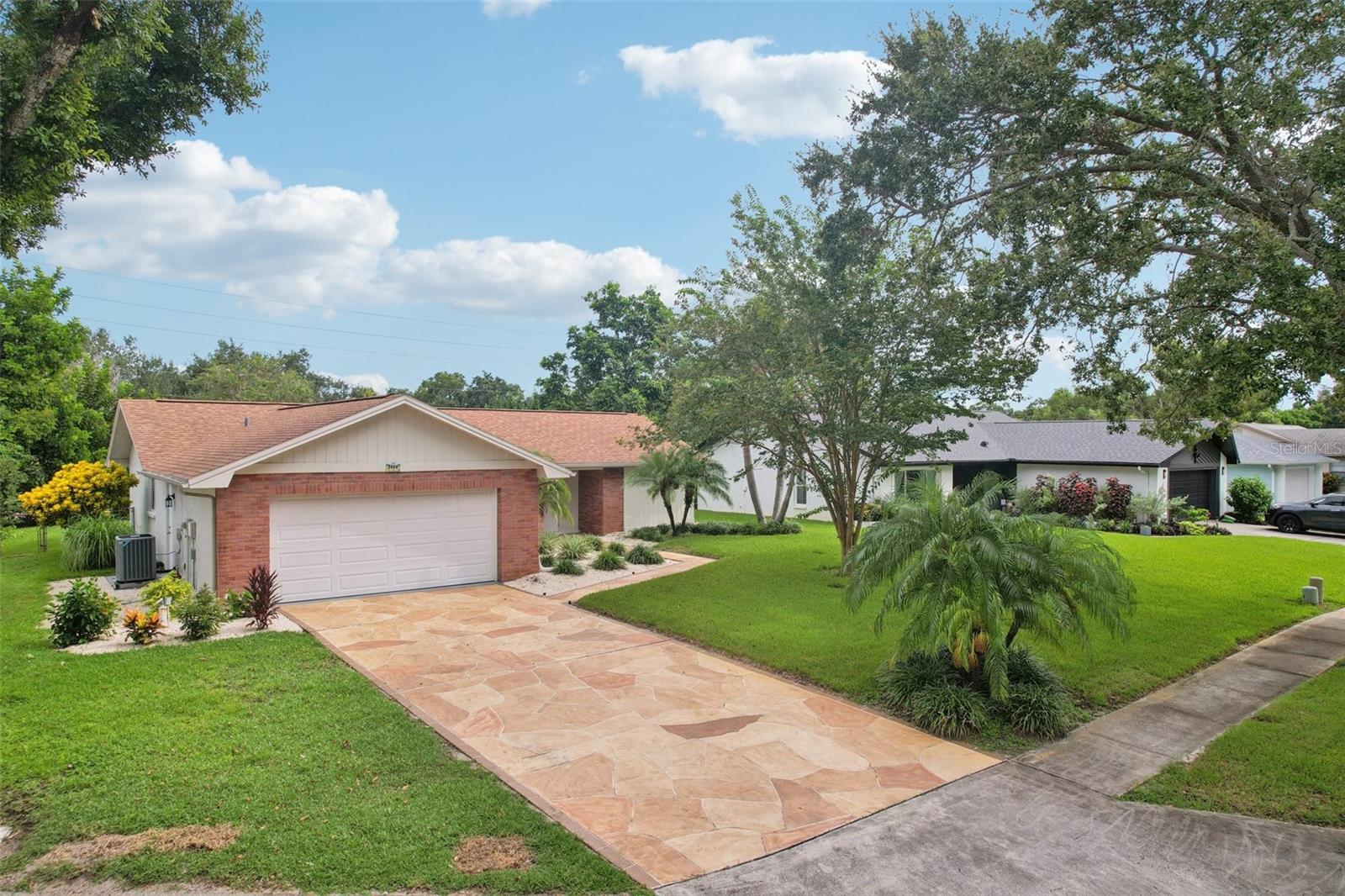 HIGHLAND LAKES - Residential Lease